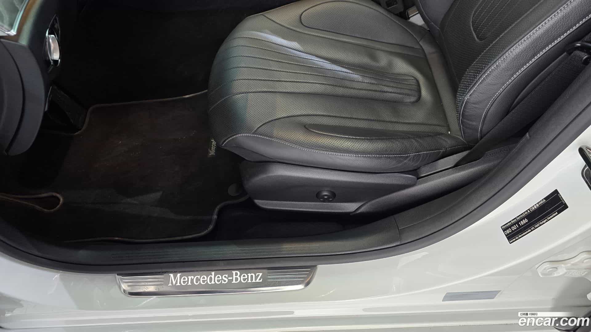 CLS-Class Mercedes-Benz 2019.10-OPTION-045