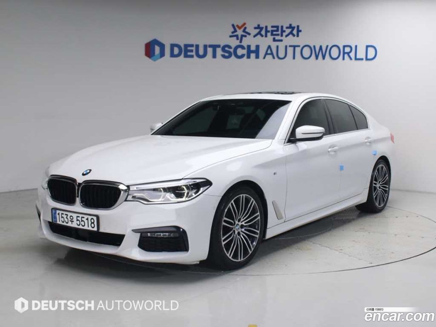 Main__Slider__Photo:5-Series BMW 2019.8-0