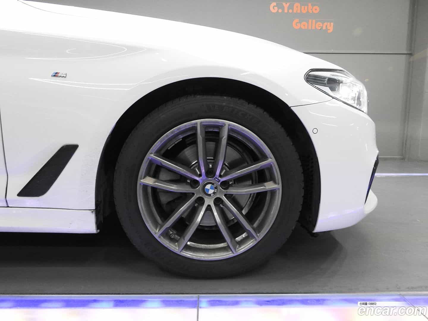 5-Series BMW 2017.5-OUTER-005