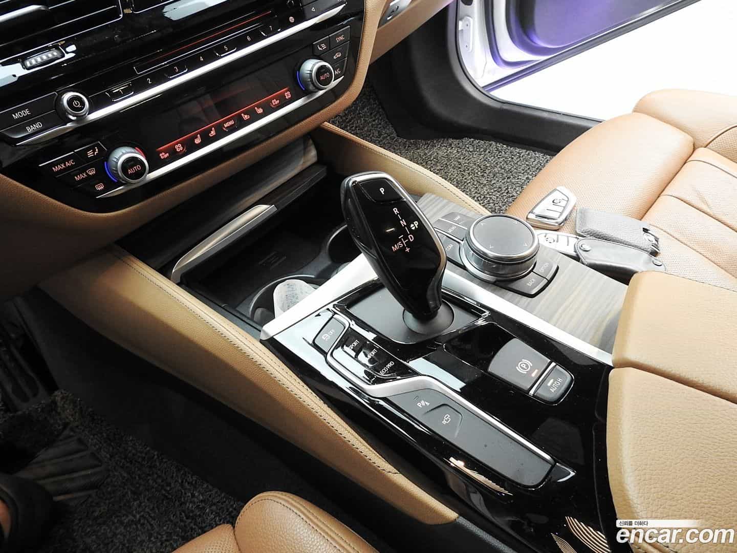 5-Series BMW 2017.5-INNER-009