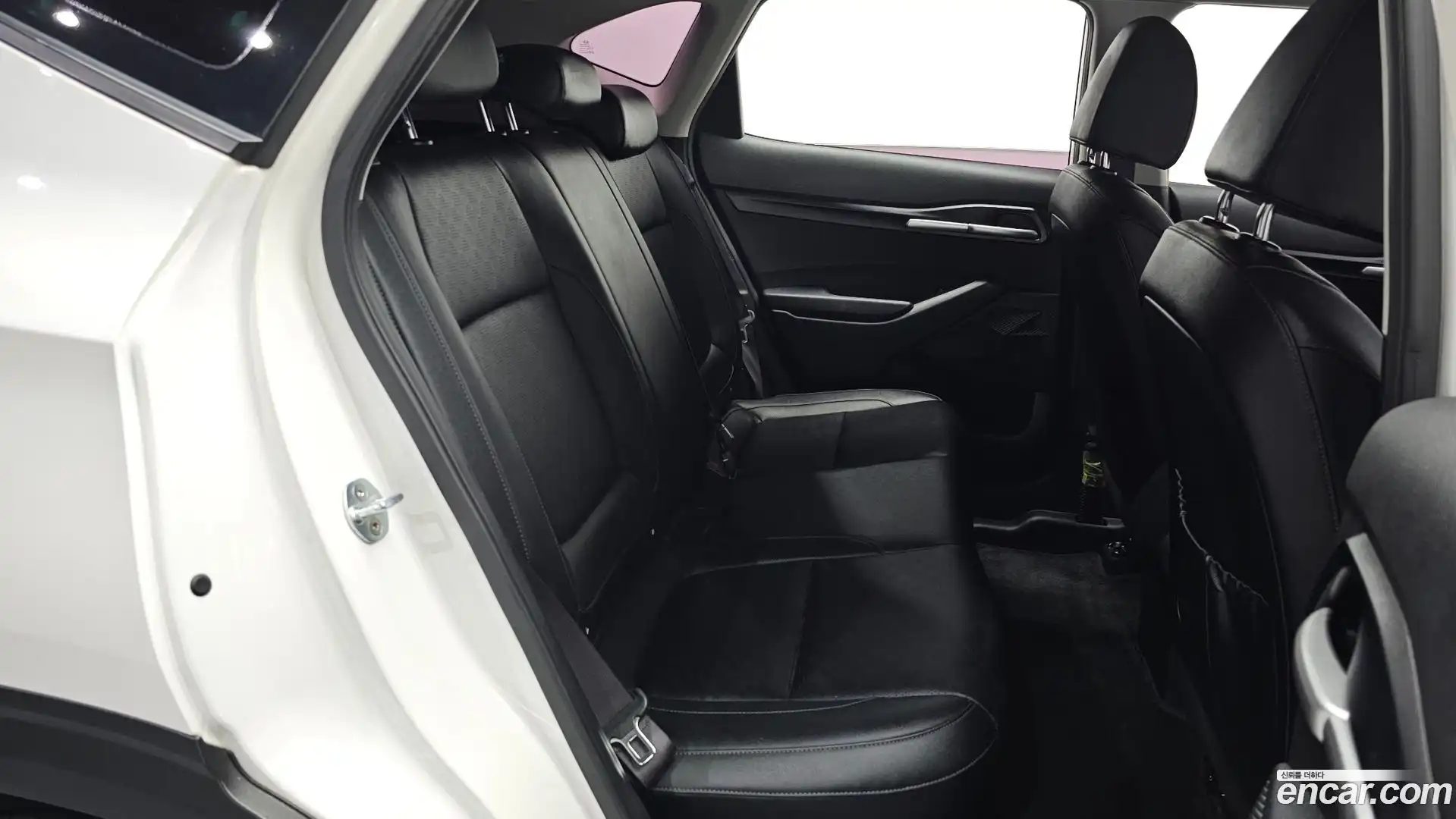 Seltos Kia 2019.8-OPTION-016