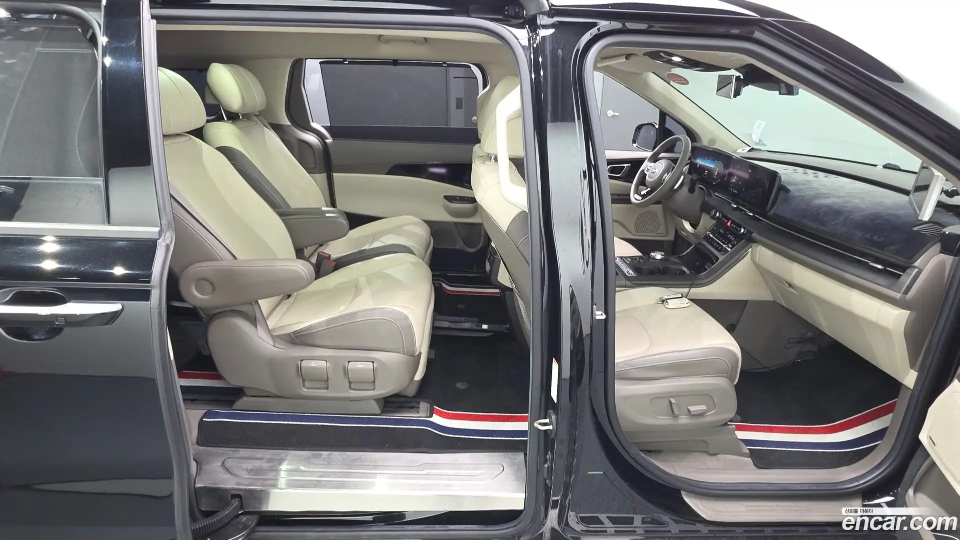 Canival Kia 2020.9-OPTION-016