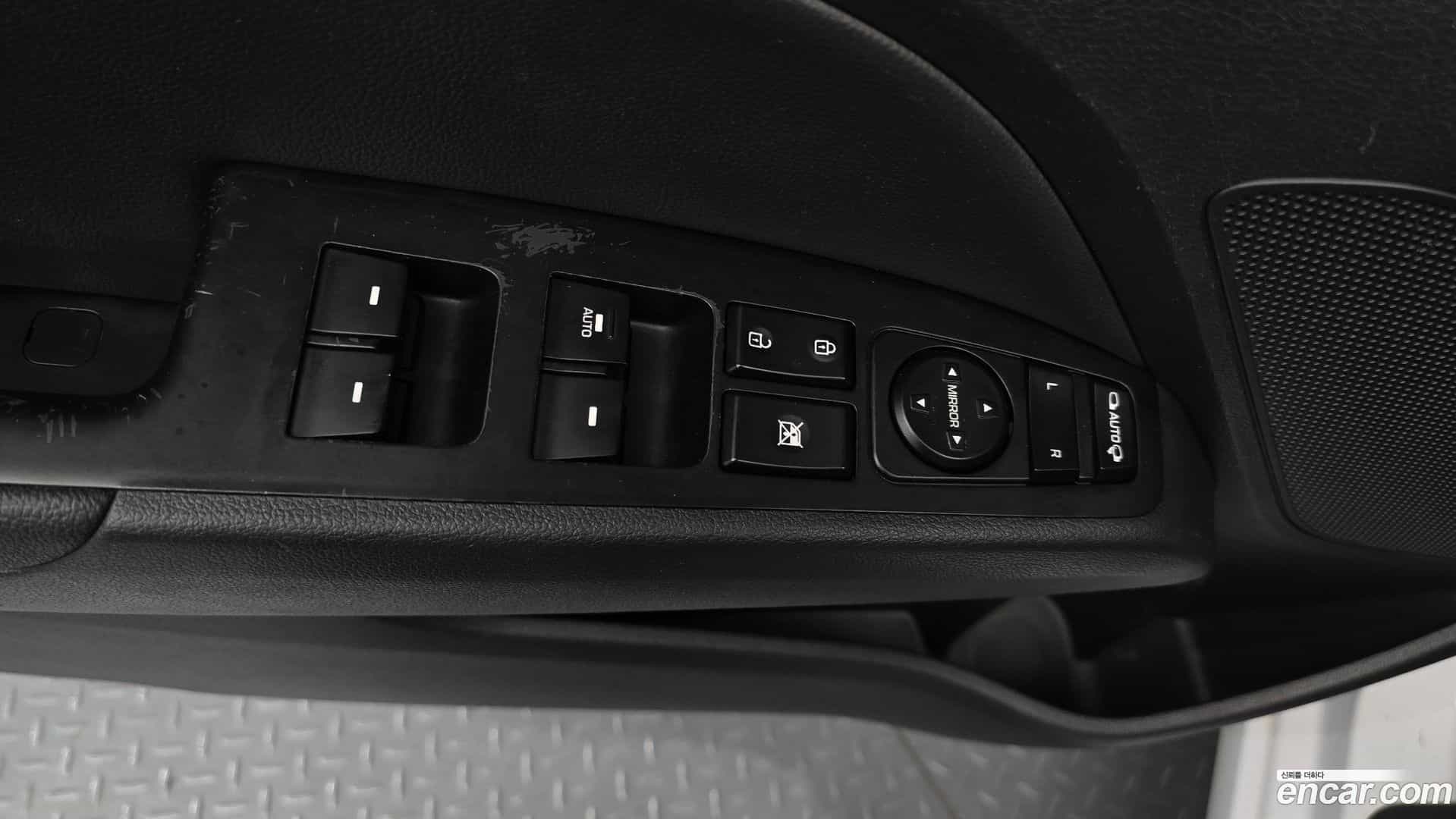 AVANTE Hyundai 2019.0-OPTION-024