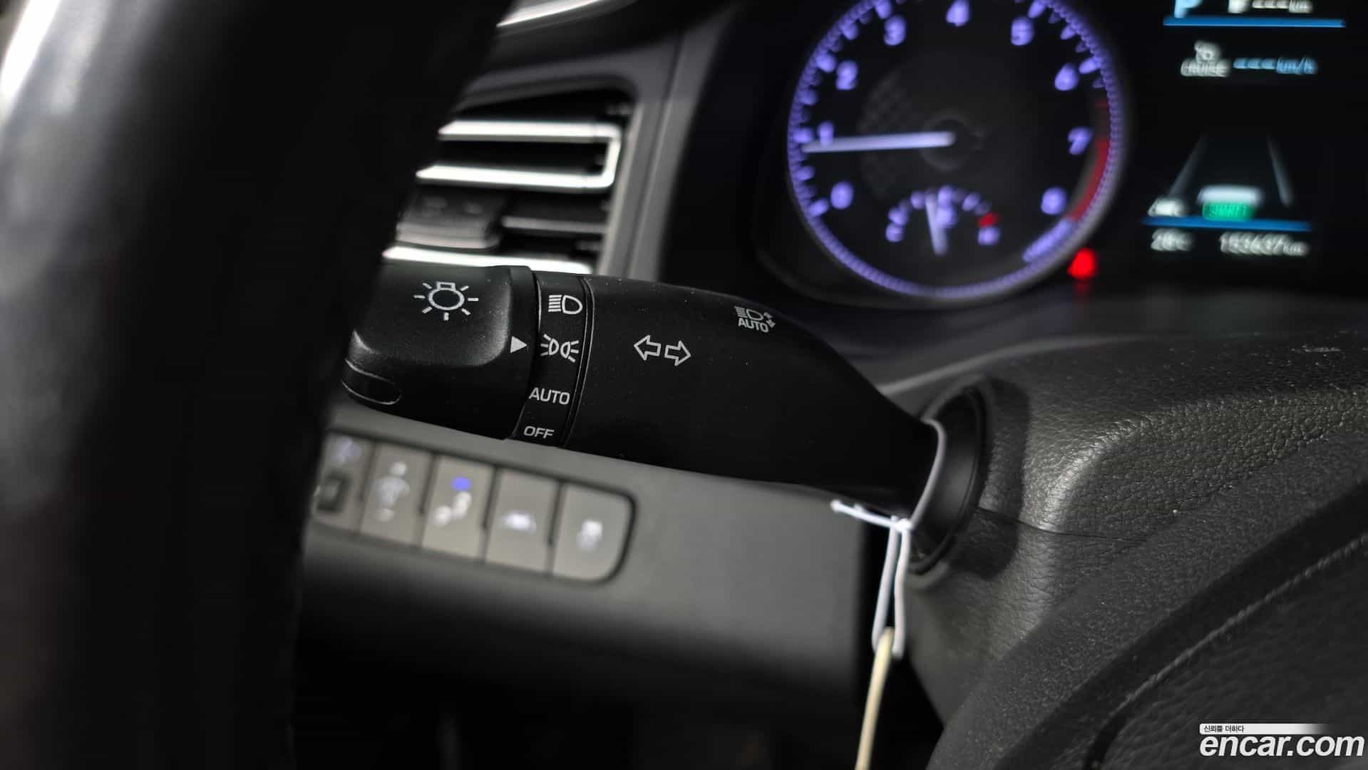 AVANTE Hyundai 2019.0-OPTION-040
