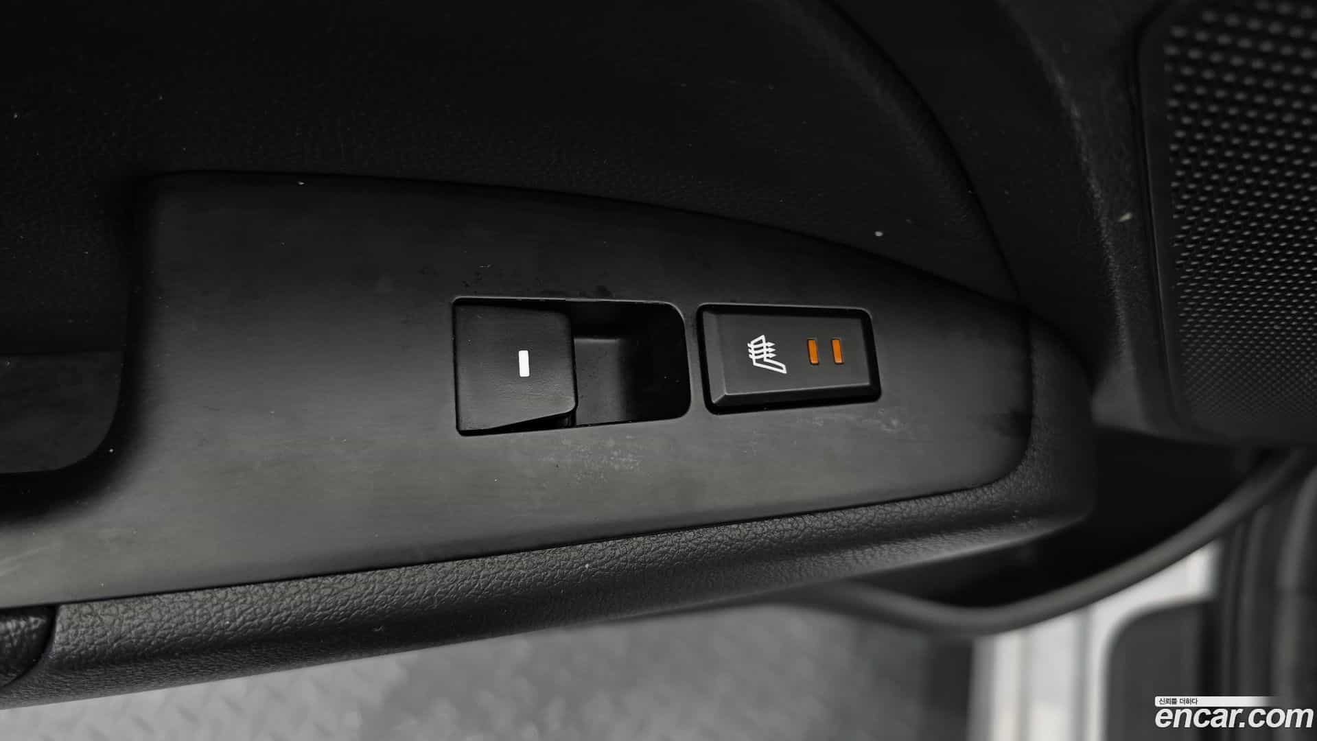 AVANTE Hyundai 2019.0-OPTION-041