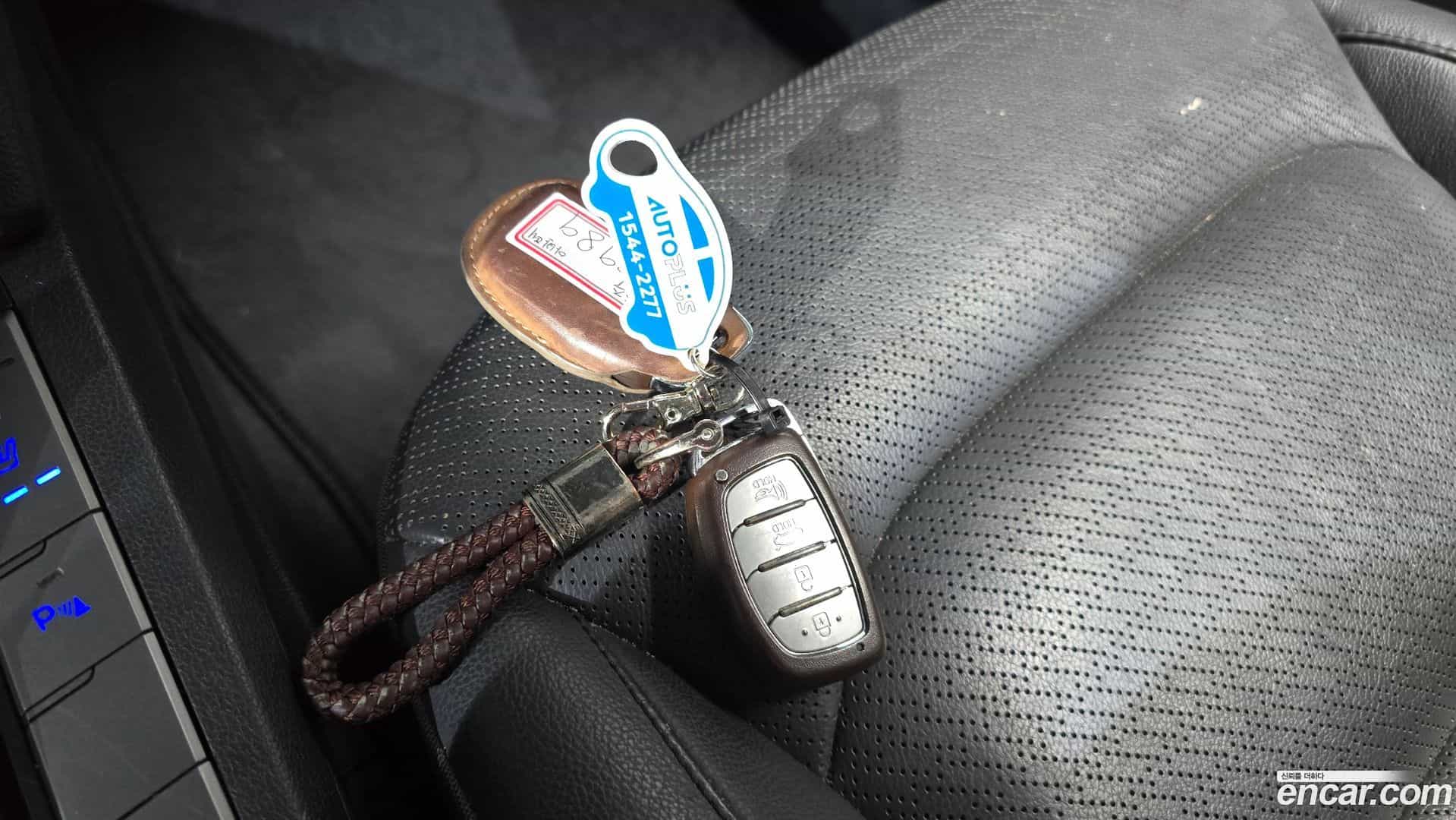 AVANTE Hyundai 2019.0-OPTION-043