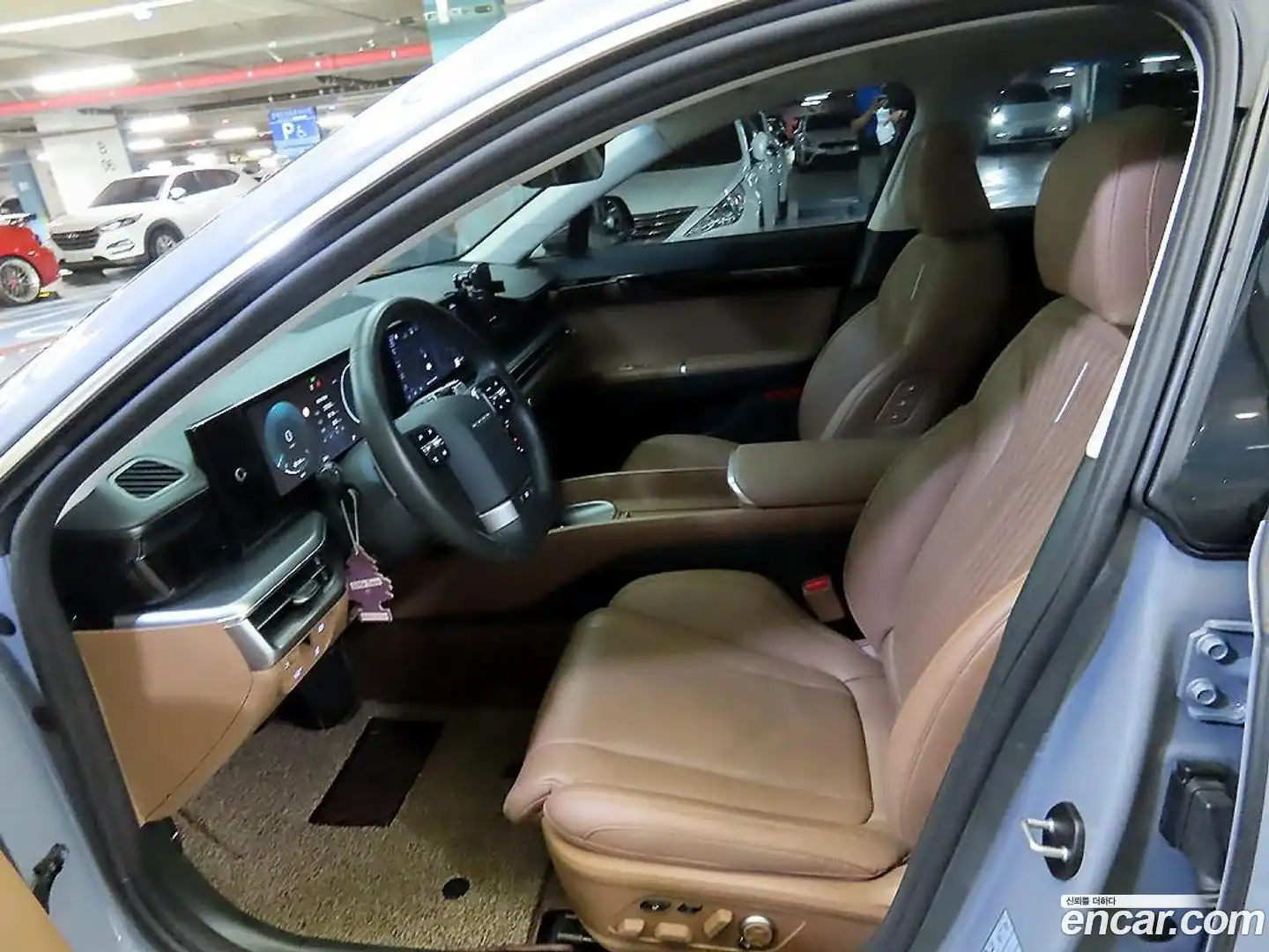 Grandeur Hyundai 2023.9-OUTER-006