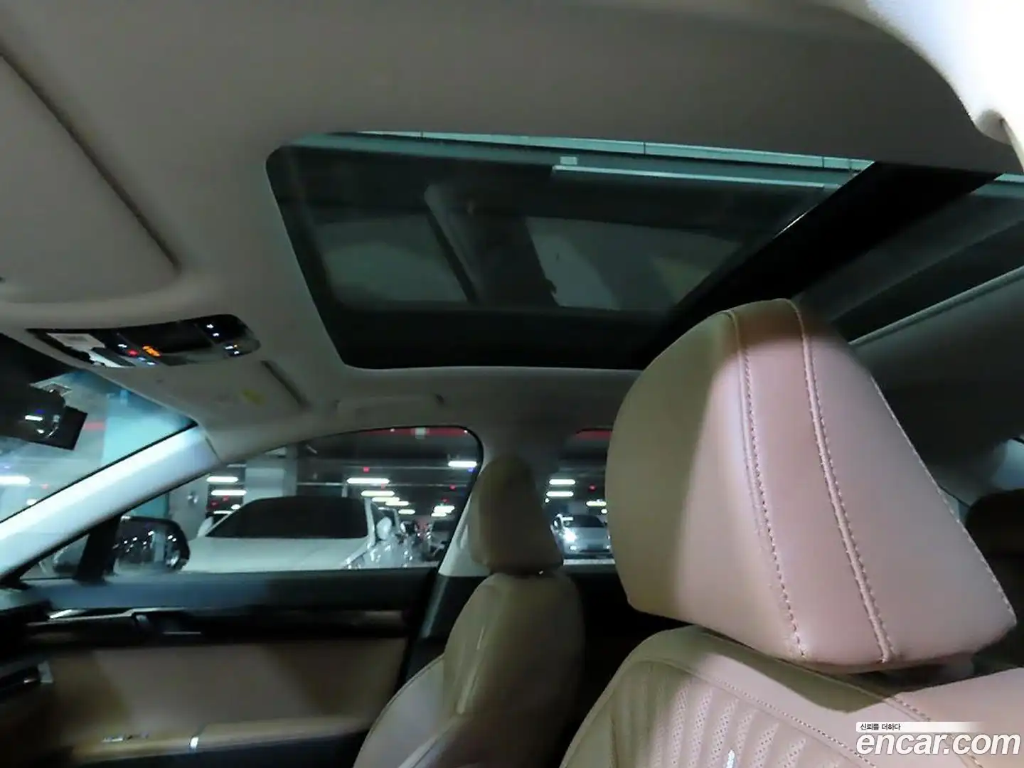 Grandeur Hyundai 2023.9-OPTION-020