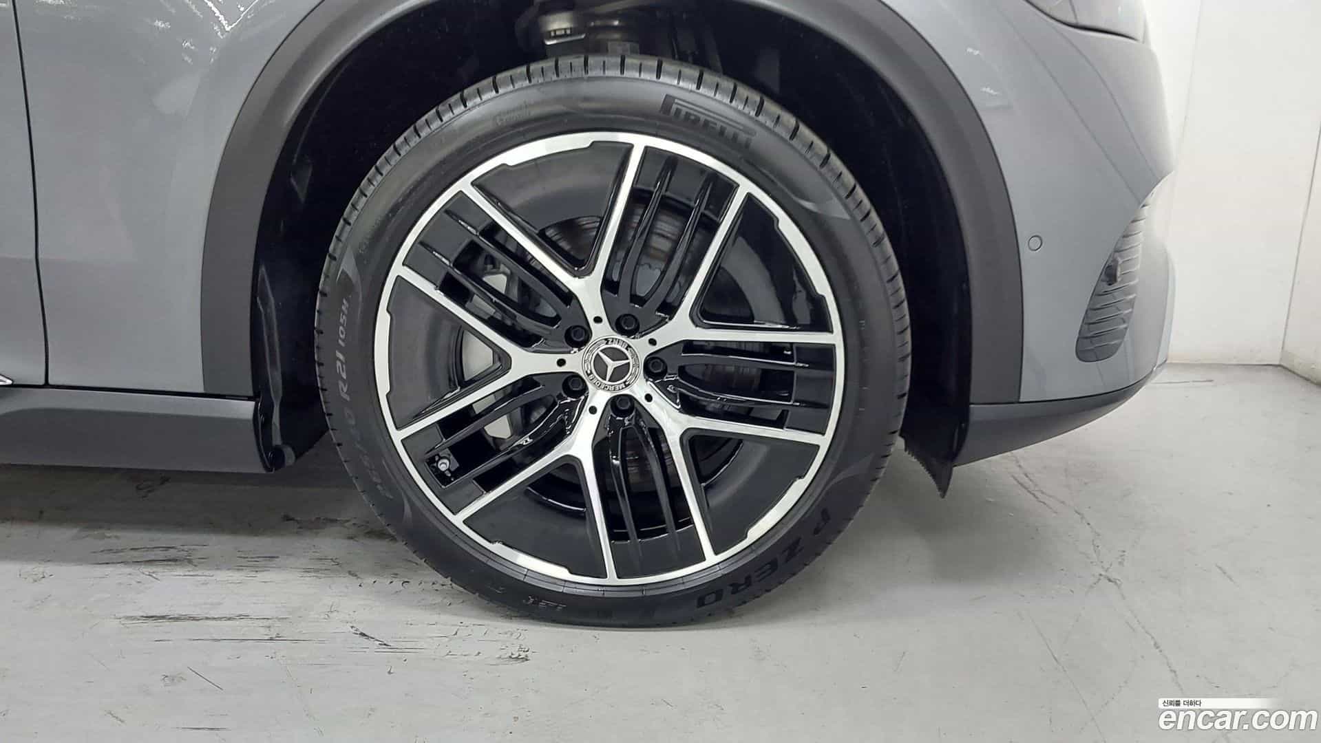 EQE Mercedes-Benz 2025.10-OUTER-005