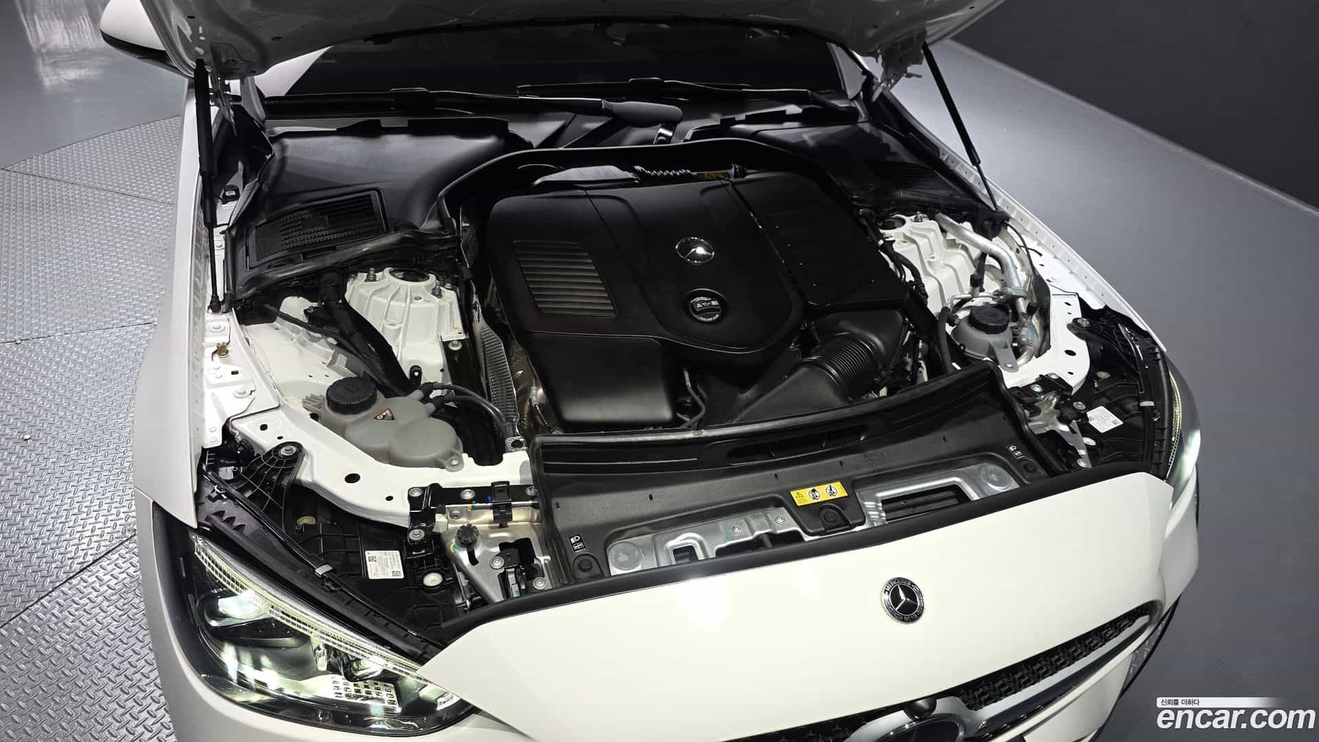 C-Class Mercedes-Benz 2023.1-OUTER-006
