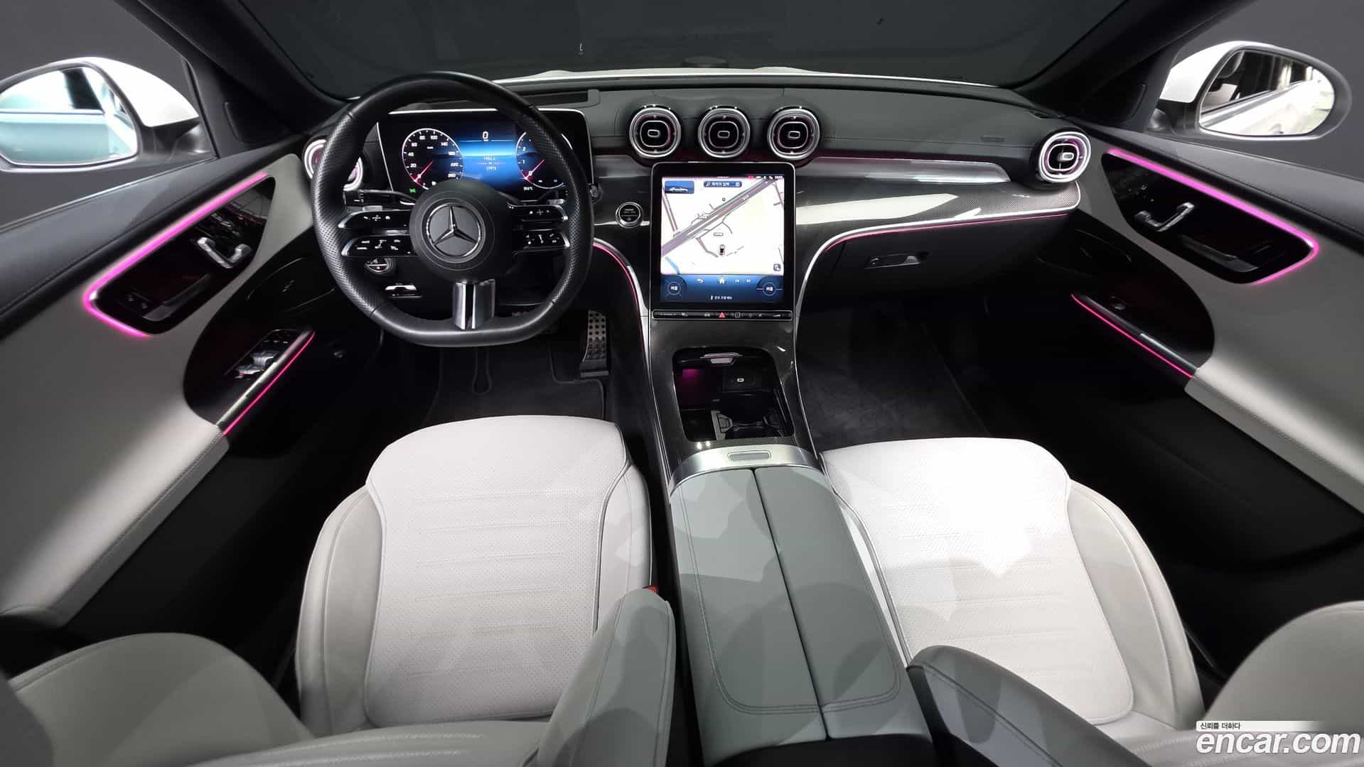 C-Class Mercedes-Benz 2023.1-INNER-007