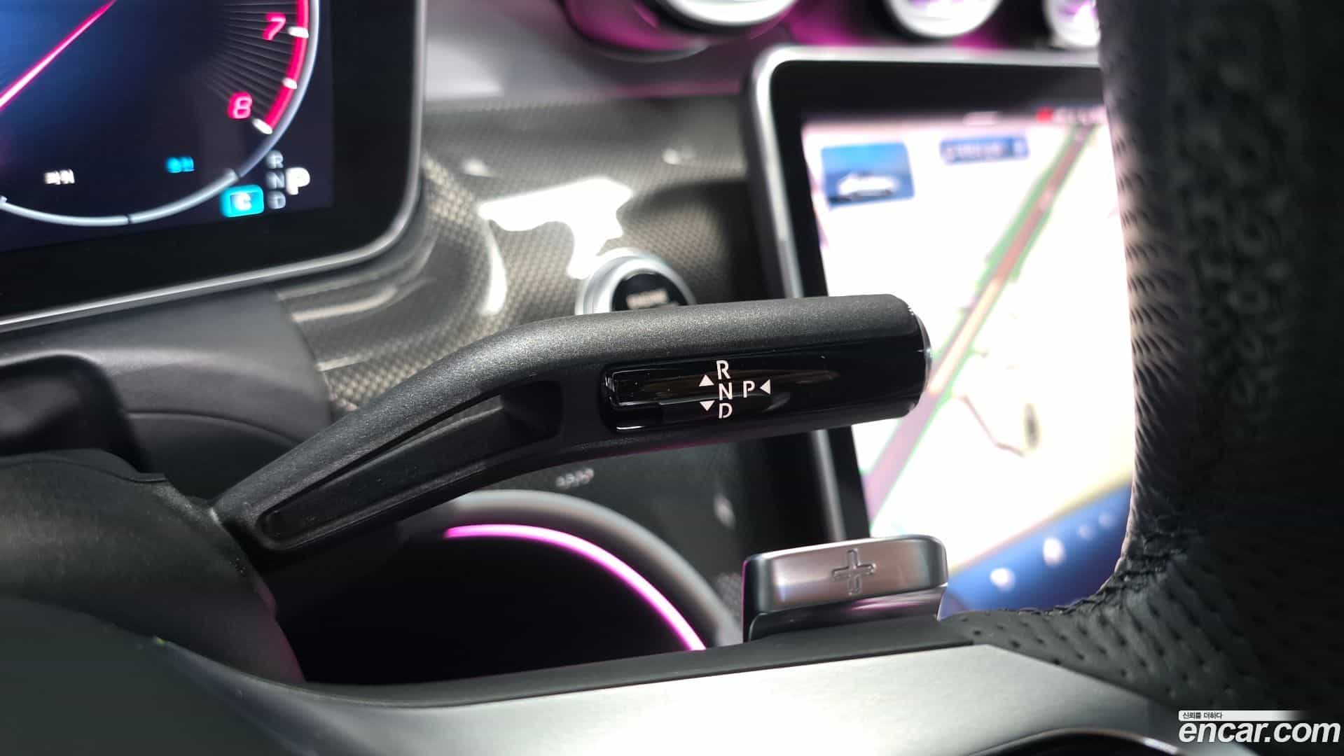C-Class Mercedes-Benz 2023.1-INNER-009