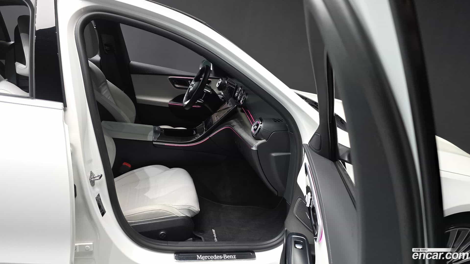 C-Class Mercedes-Benz 2023.1-OPTION-015