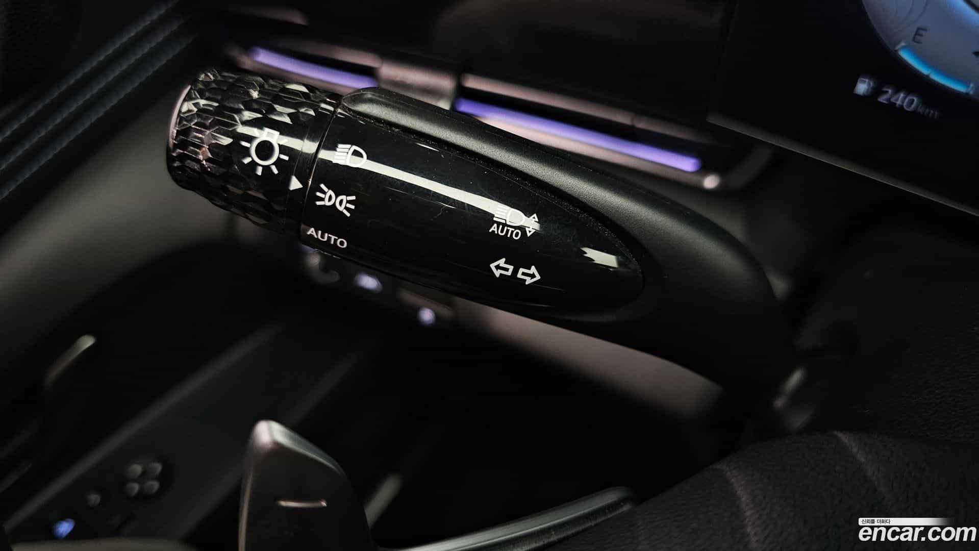 AVANTE Hyundai 2022.3-OPTION-042