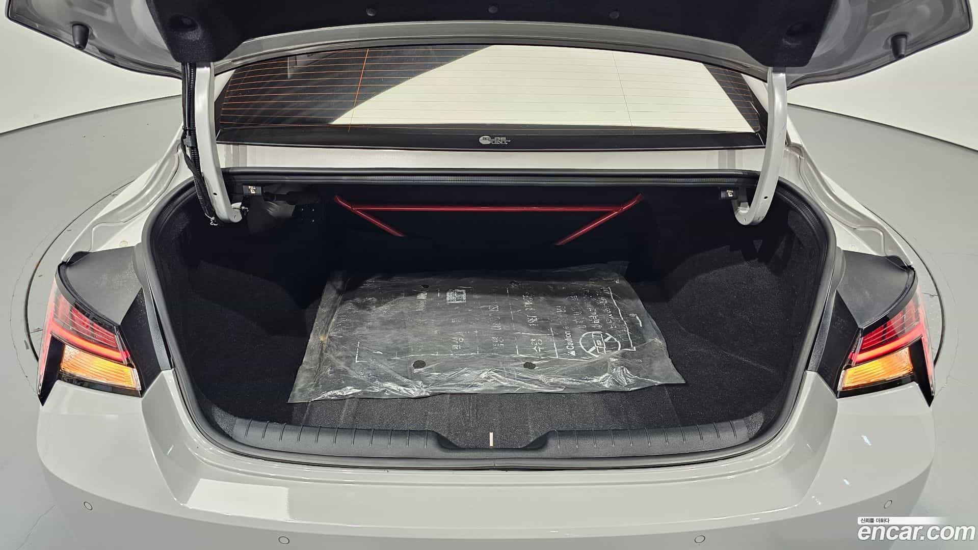 AVANTE Hyundai 2022.3-OPTION-045