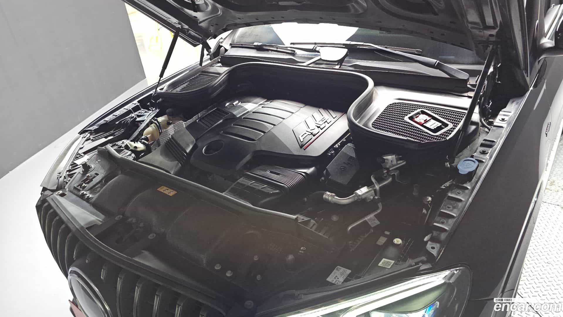 GLE-Class Mercedes-Benz 2022.9-OUTER-006