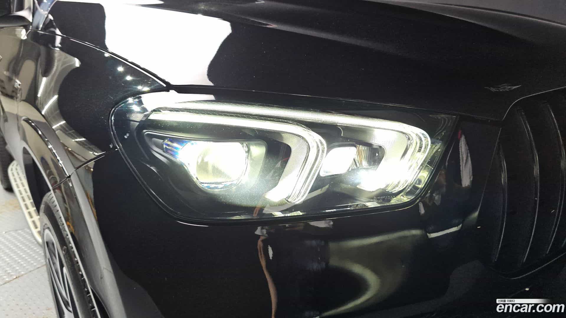 GLE-Class Mercedes-Benz 2022.9-OUTER-032