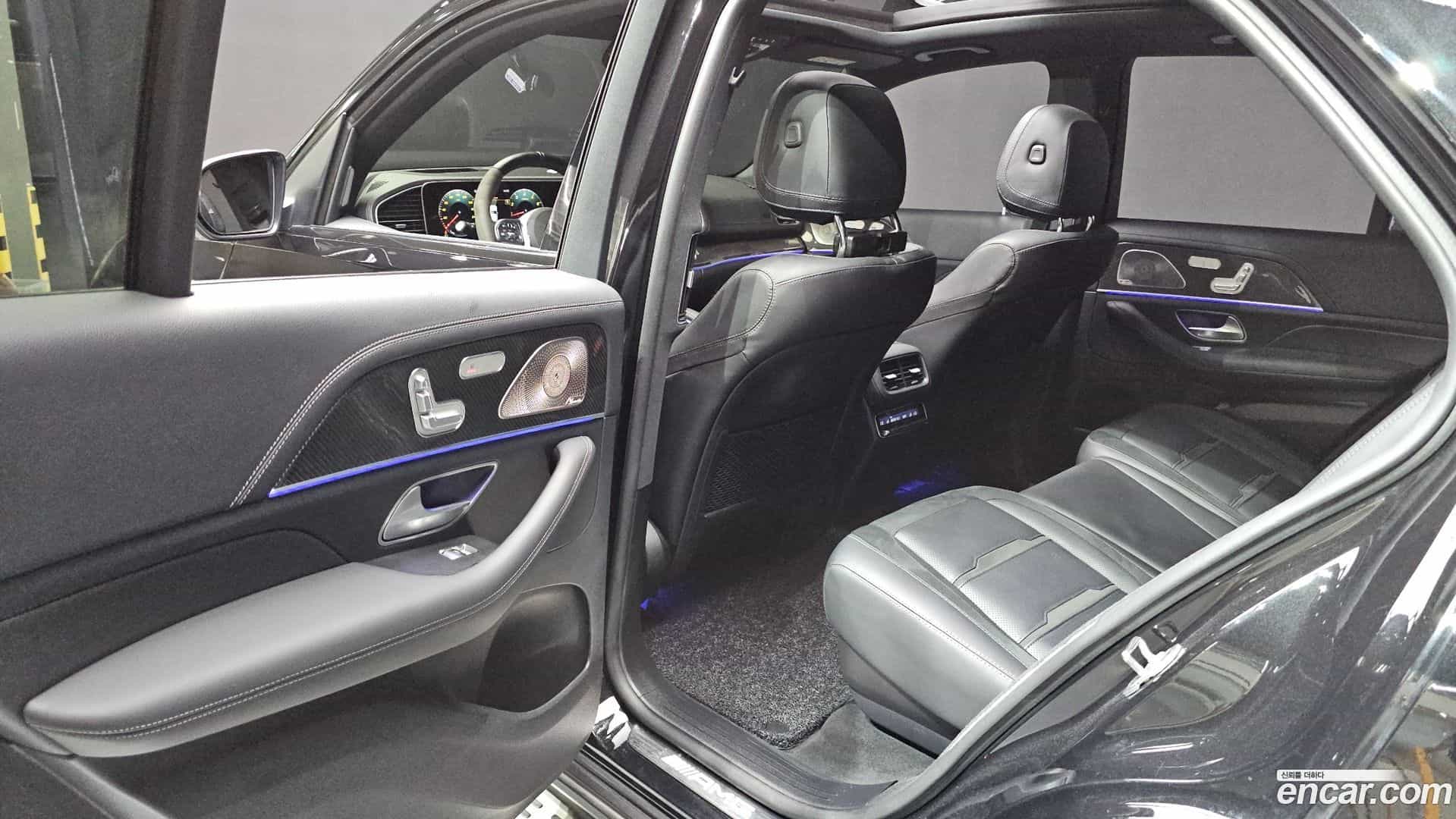 GLE-Class Mercedes-Benz 2022.9-INNER-036