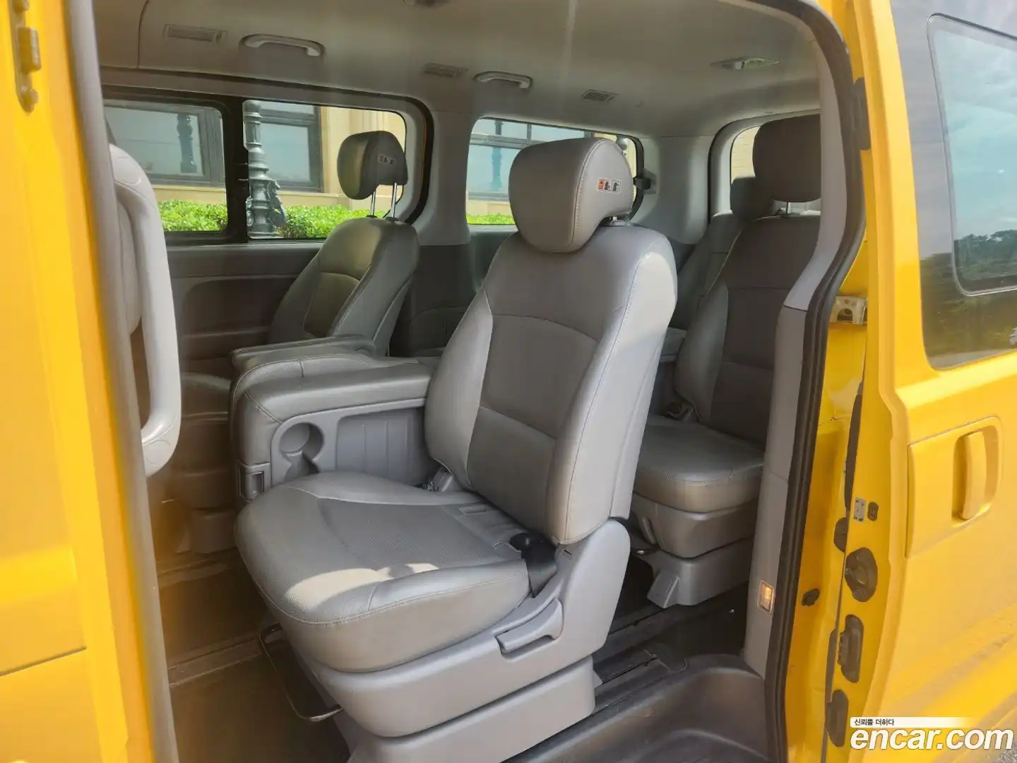 Starex Hyundai 2015.2-INNER-008