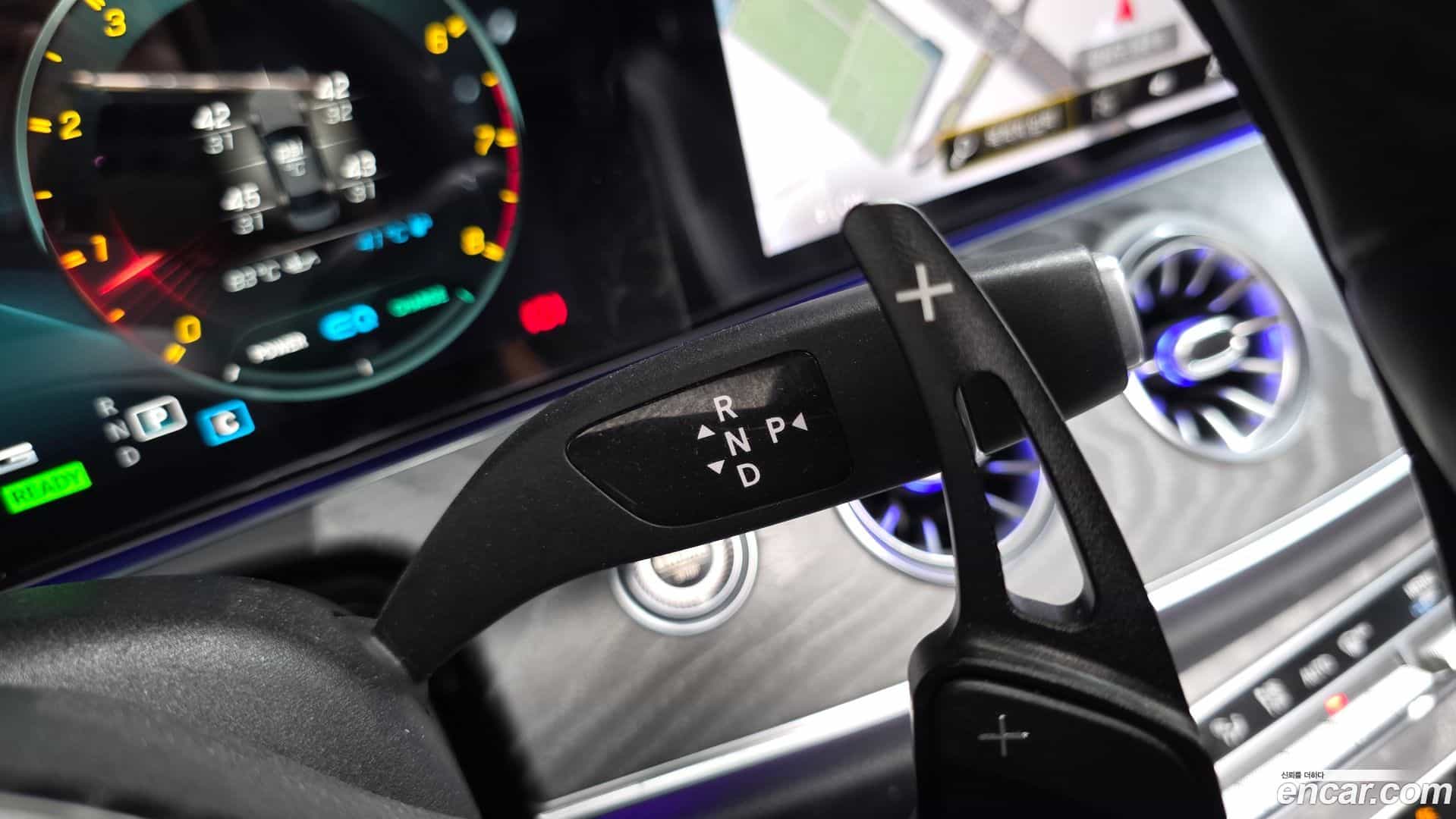 CLS-Class Mercedes-Benz 2021.0-INNER-009