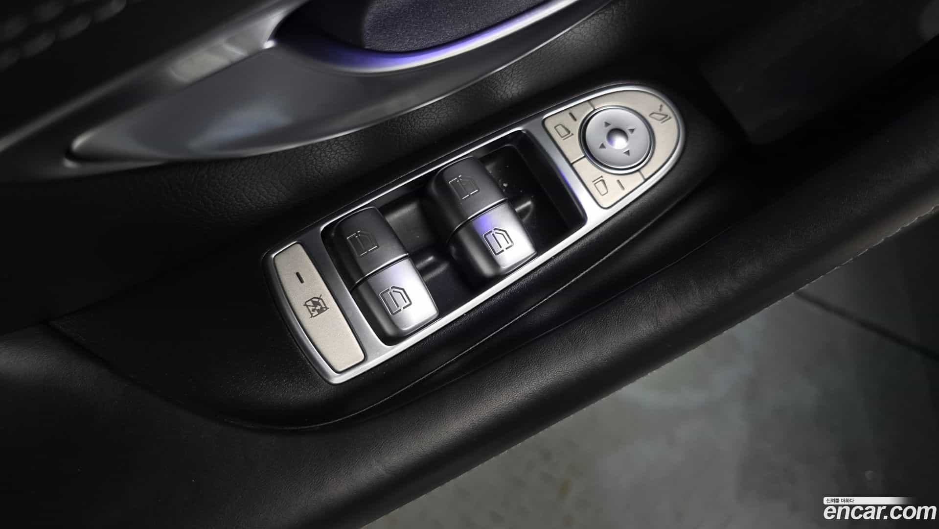 CLS-Class Mercedes-Benz 2021.0-OPTION-041