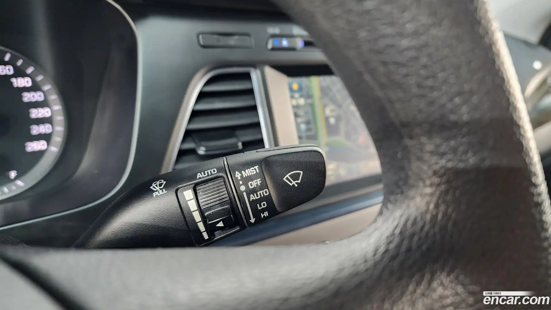 Sonata Hyundai 2014.4-OPTION-040
