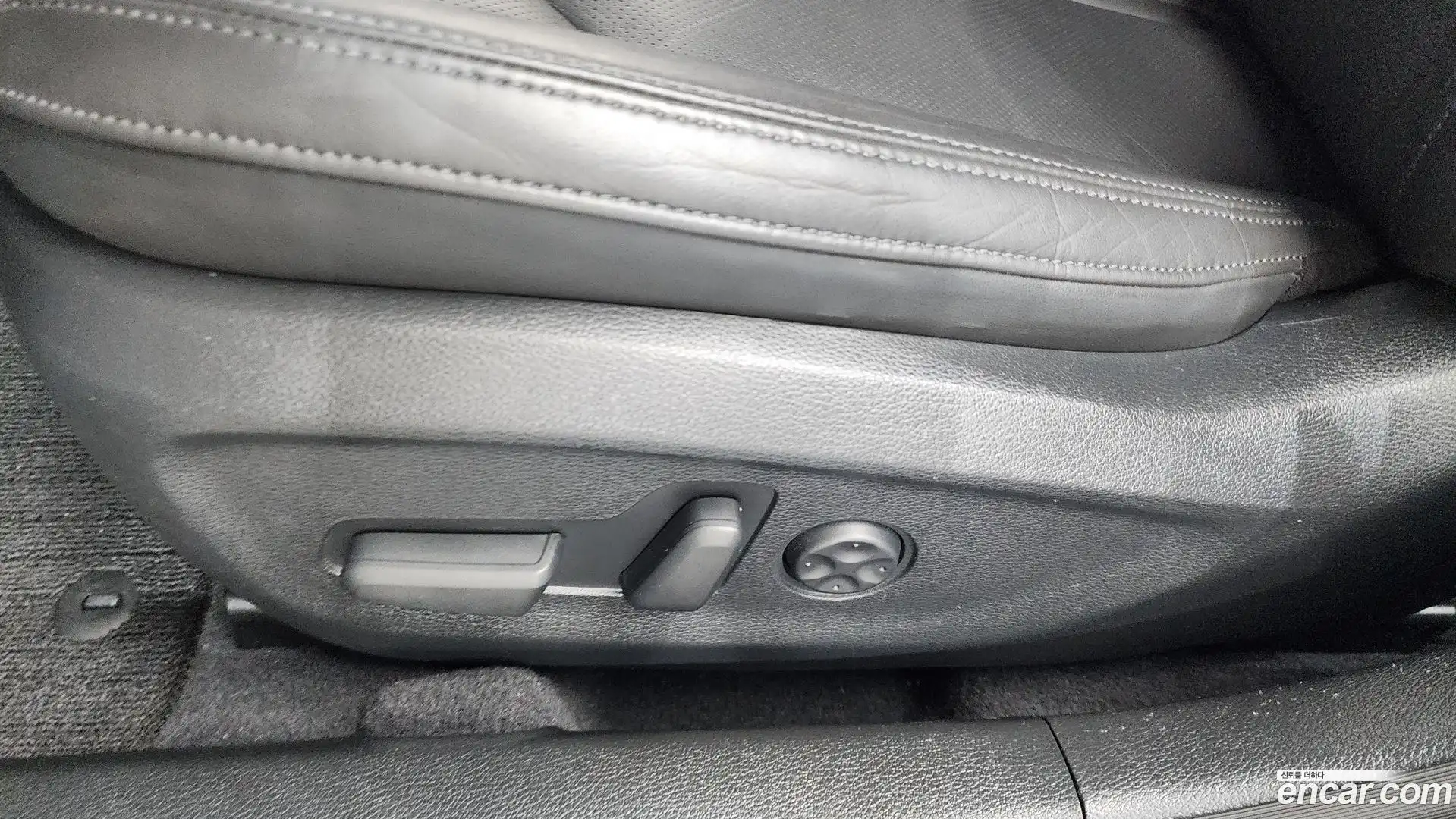 Sonata Hyundai 2014.4-OPTION-044
