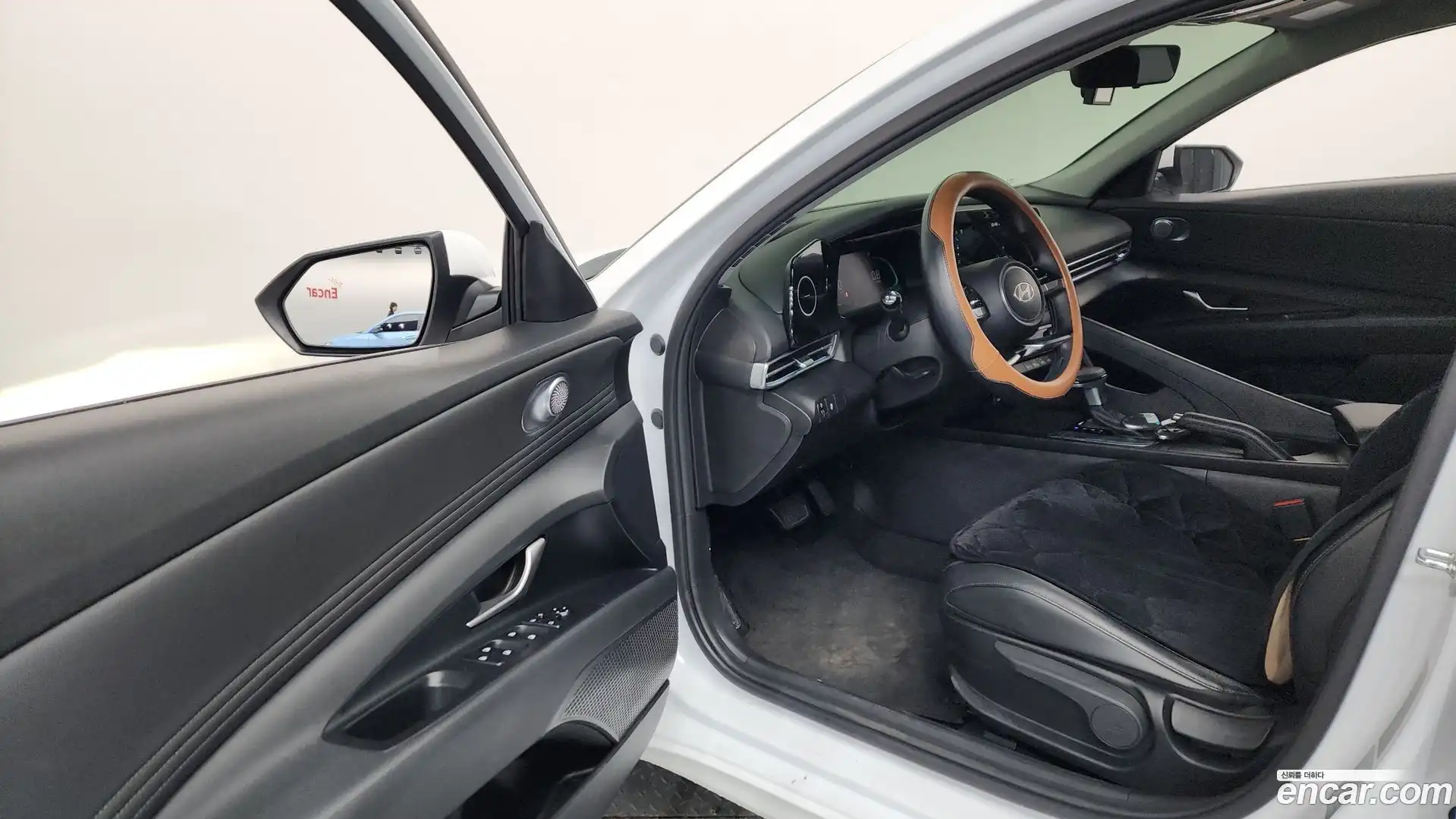 AVANTE Hyundai 2024.4-INNER-010