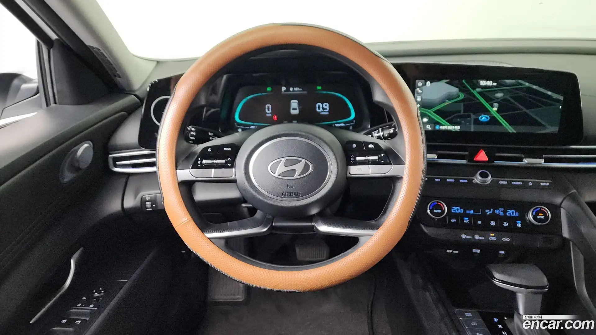 AVANTE Hyundai 2024.4-OPTION-017