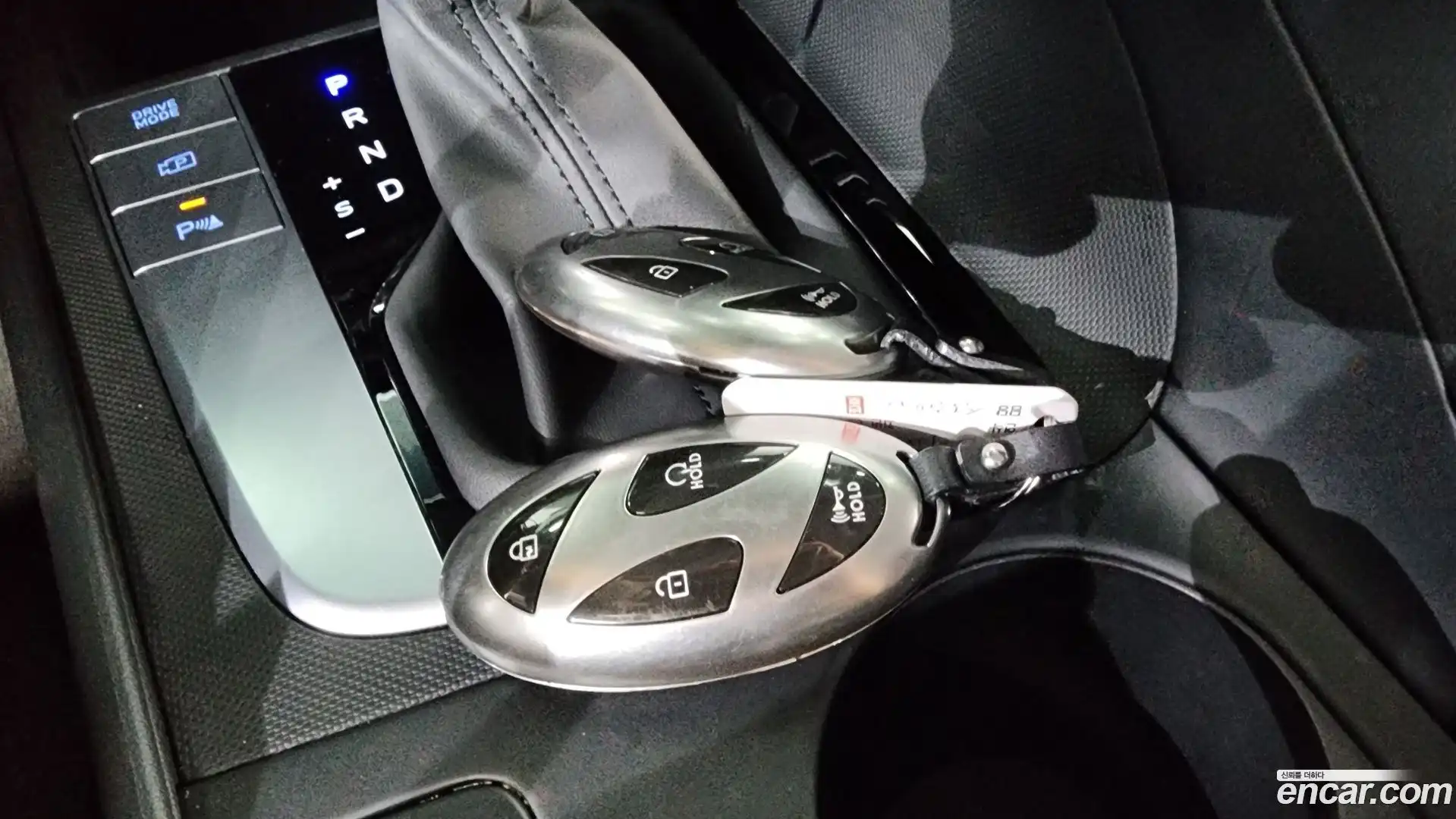 AVANTE Hyundai 2024.4-OPTION-019