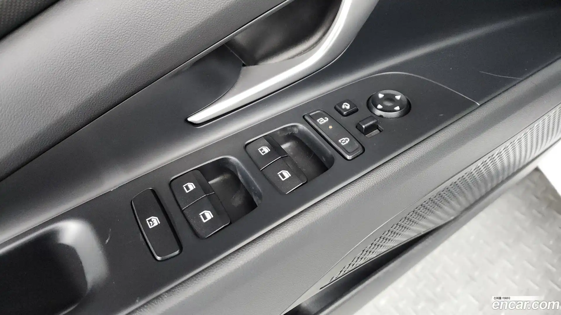 AVANTE Hyundai 2024.4-OPTION-042
