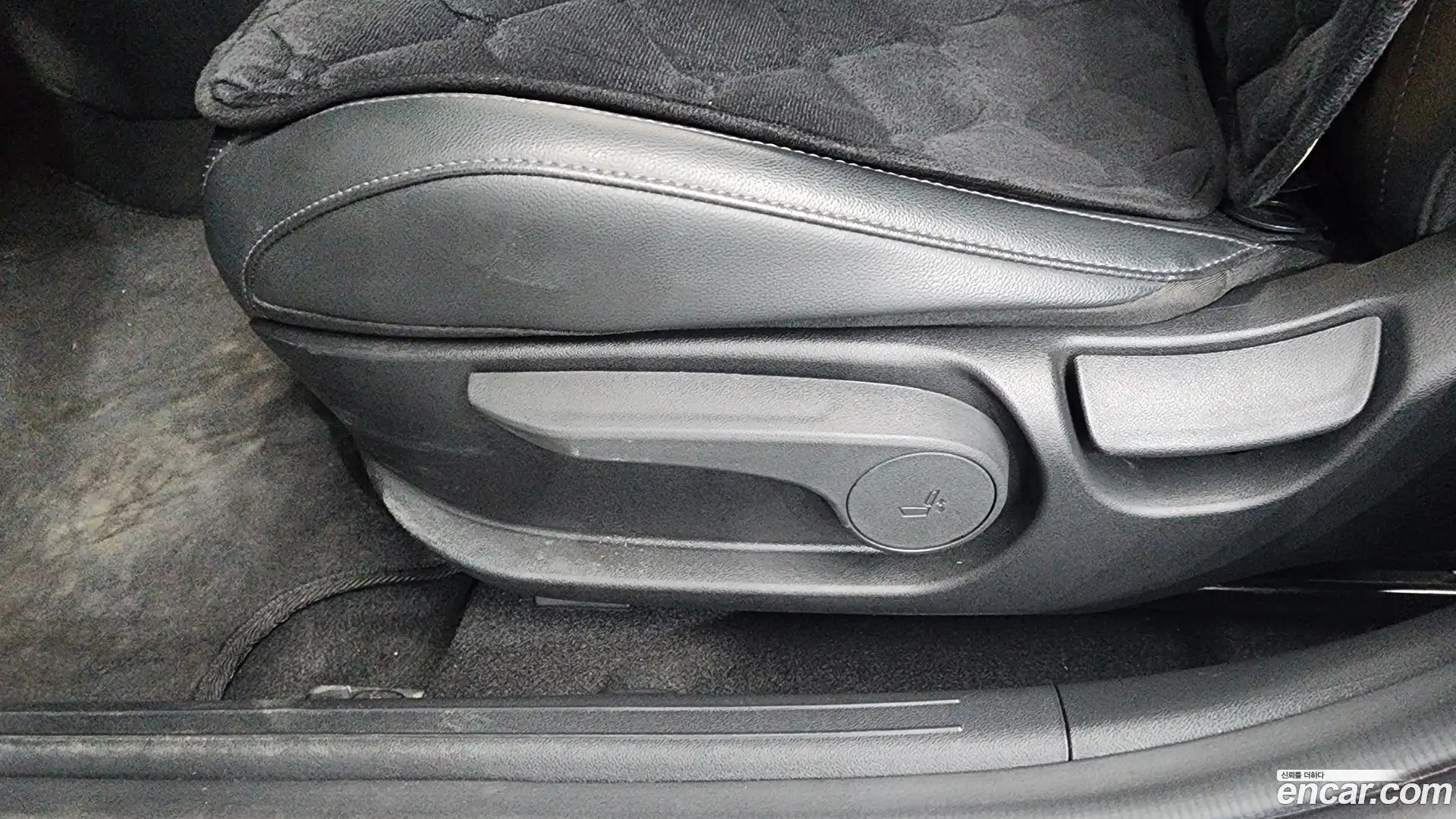 AVANTE Hyundai 2024.4-OPTION-044