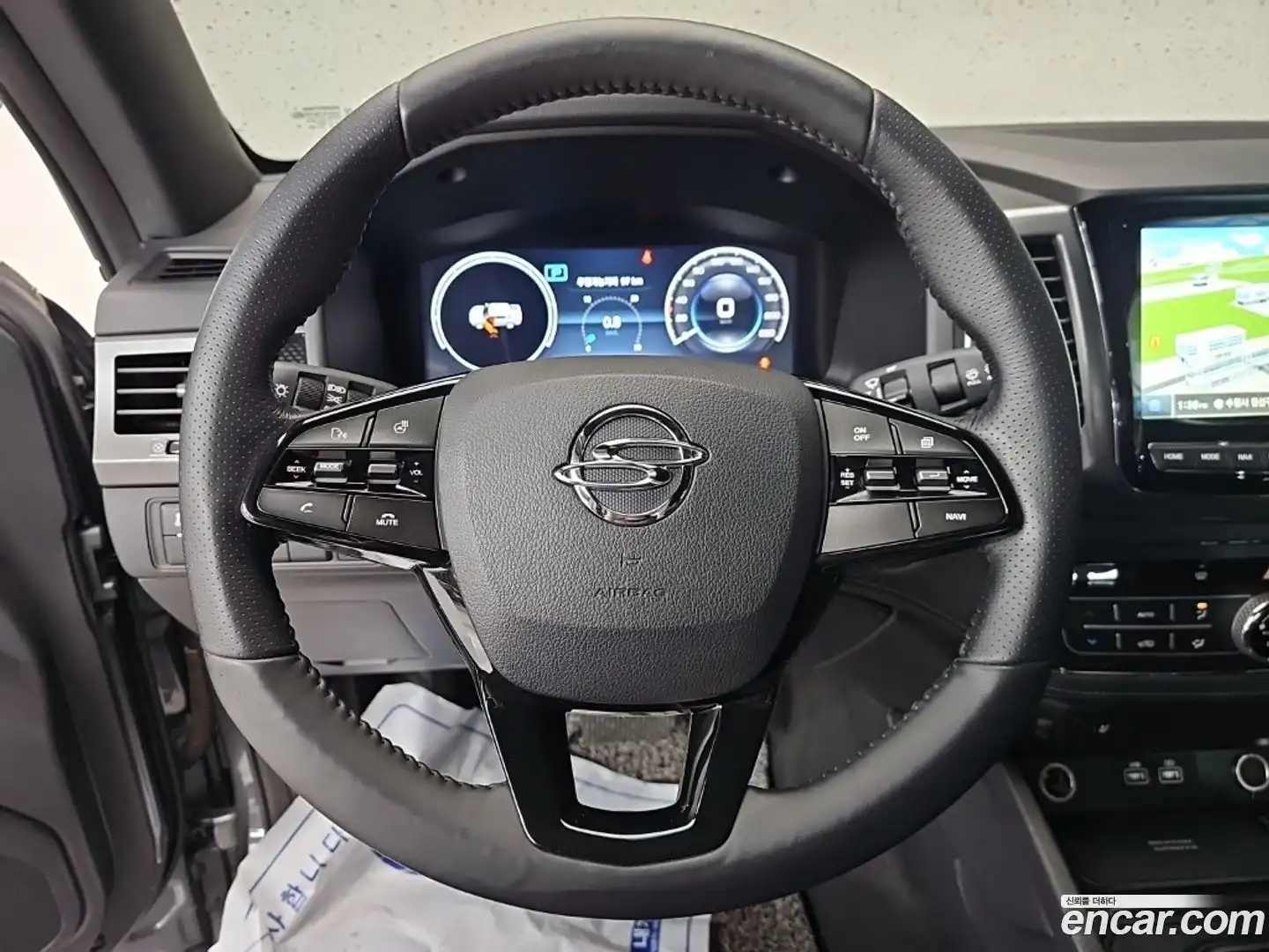 Rexton KG Mobility 2022.5-INNER-009