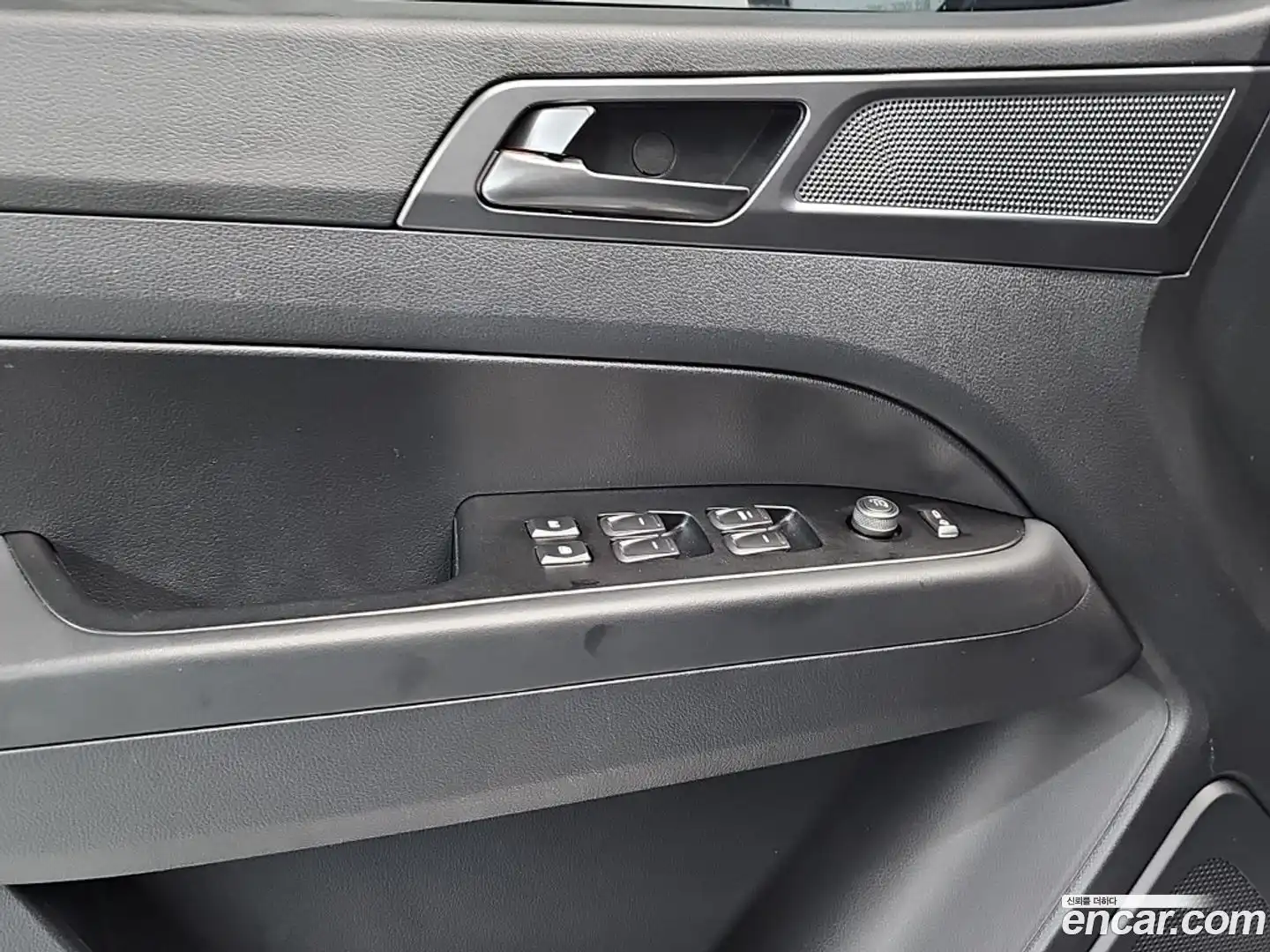 Rexton KG Mobility 2022.5-OPTION-021