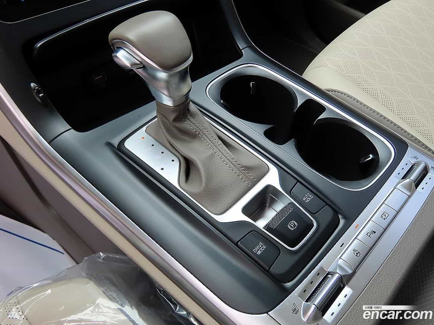 Canival Kia 2022.9-OPTION-015