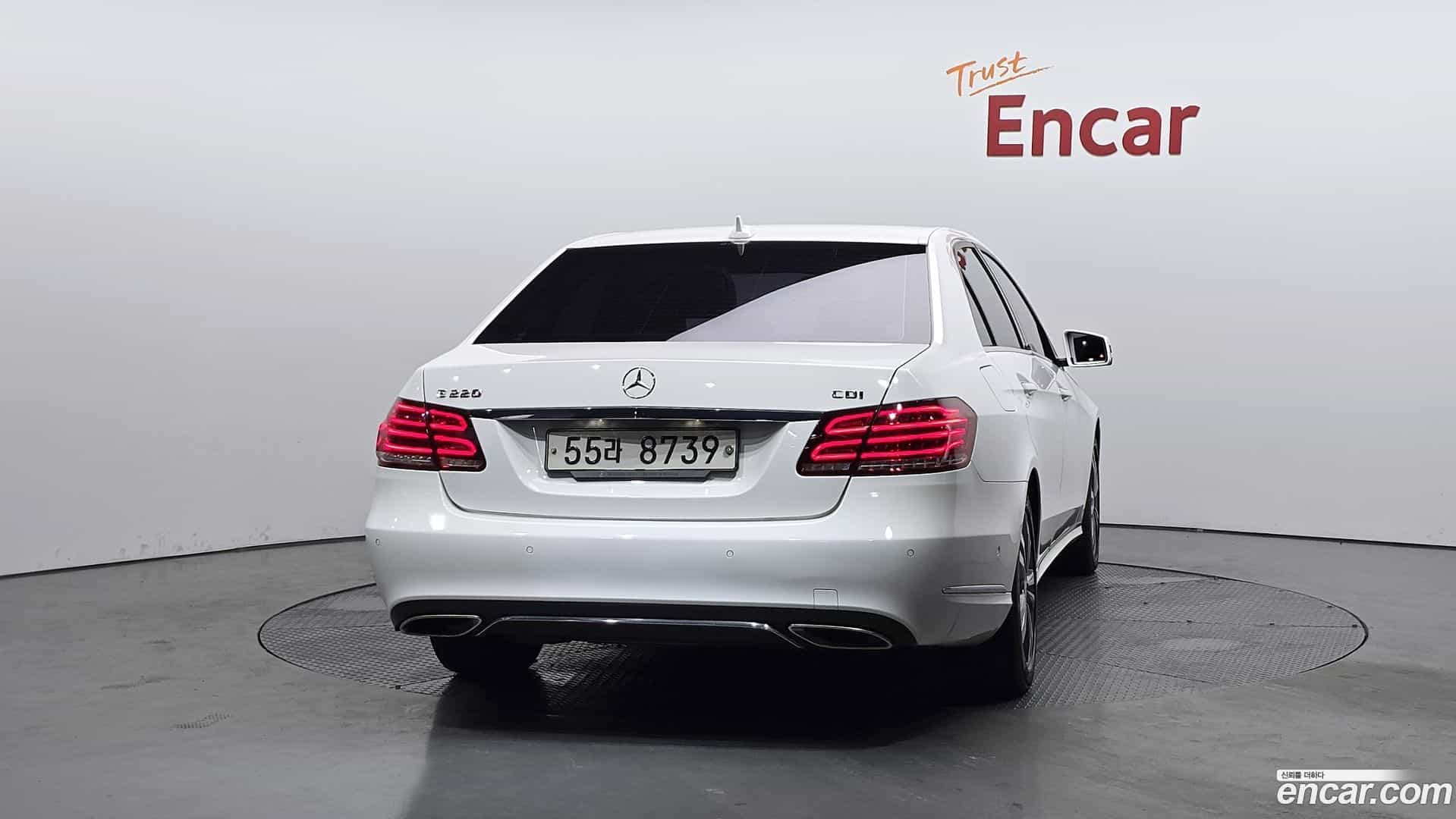 E-Class Mercedes-Benz 2014.10-OUTER-004
