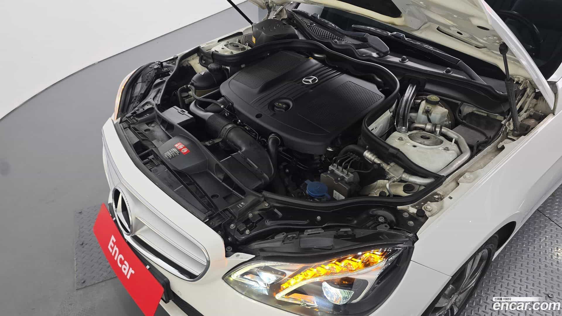 E-Class Mercedes-Benz 2014.10-OUTER-006