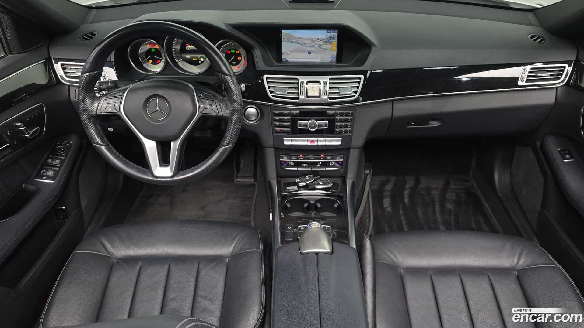 E-Class Mercedes-Benz 2014.10-INNER-007