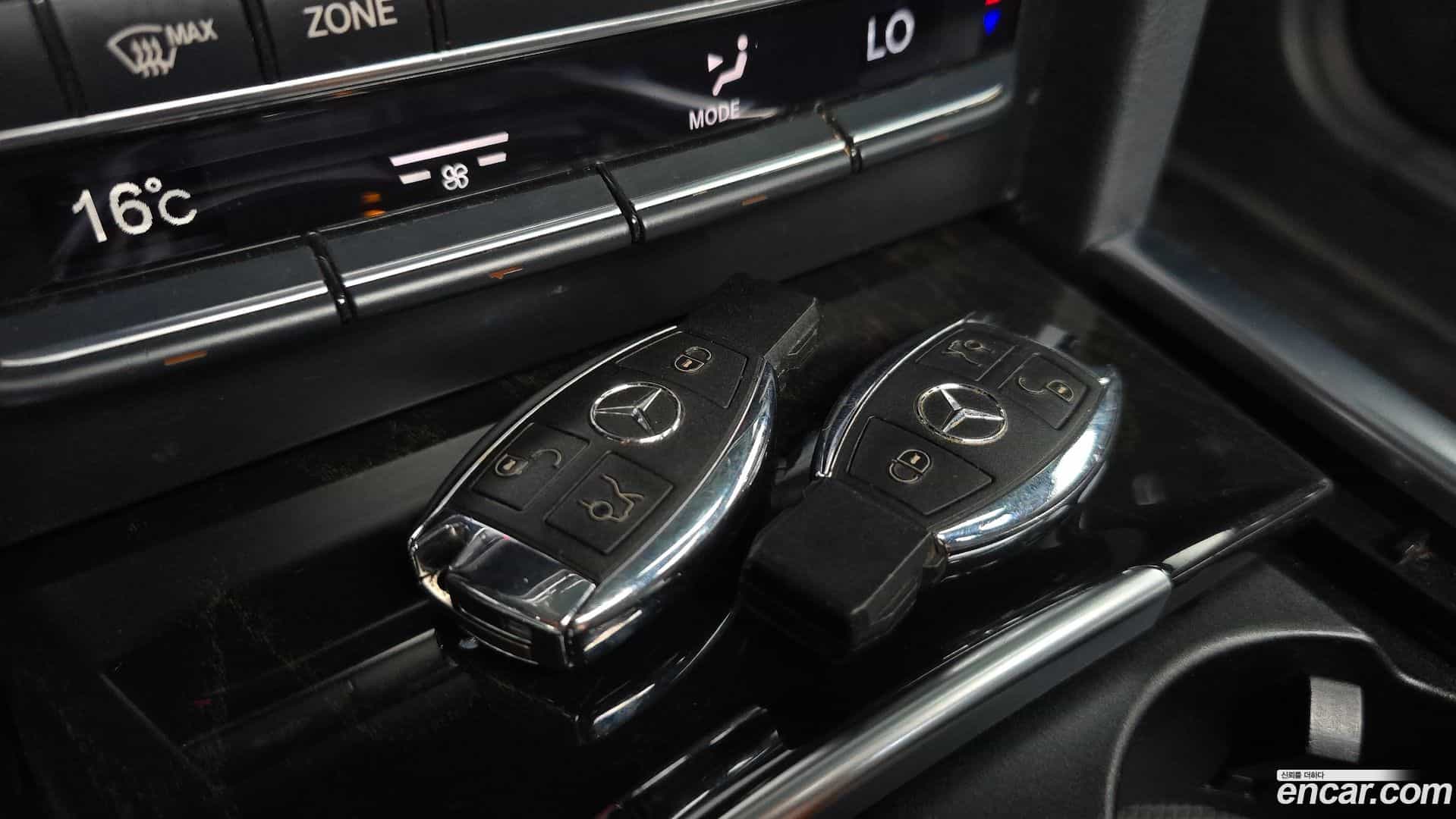 E-Class Mercedes-Benz 2014.10-OPTION-043