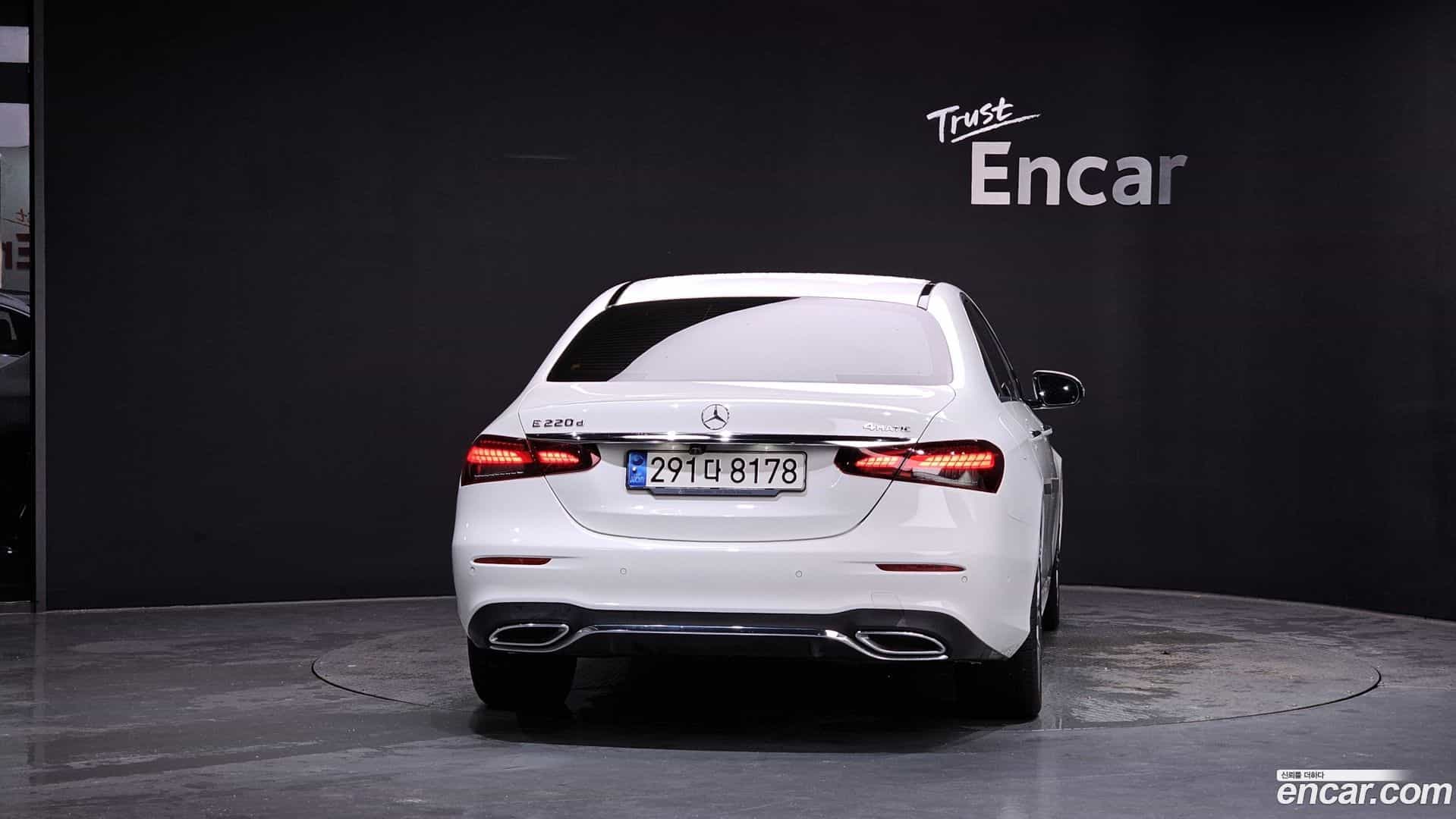 E-Class Mercedes-Benz 2021.7-OUTER-004