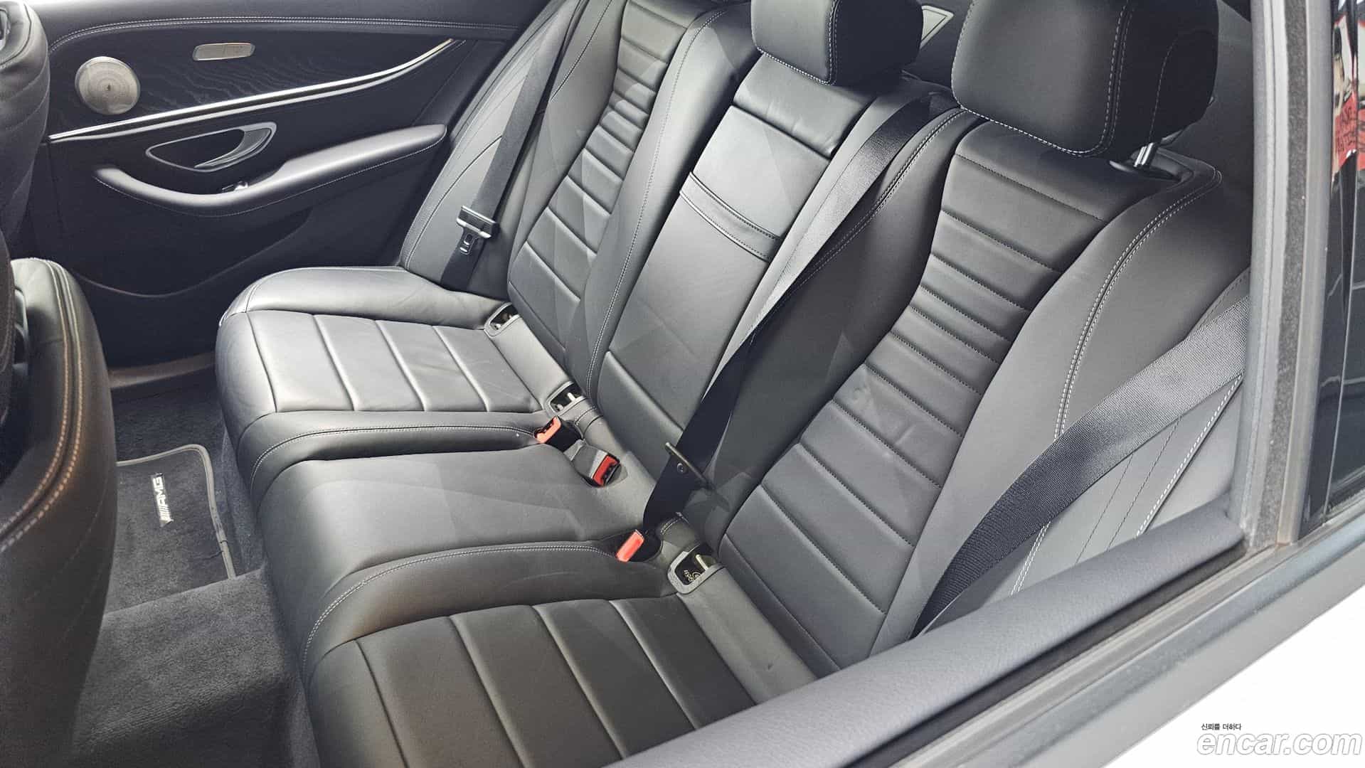 E-Class Mercedes-Benz 2021.7-OPTION-015