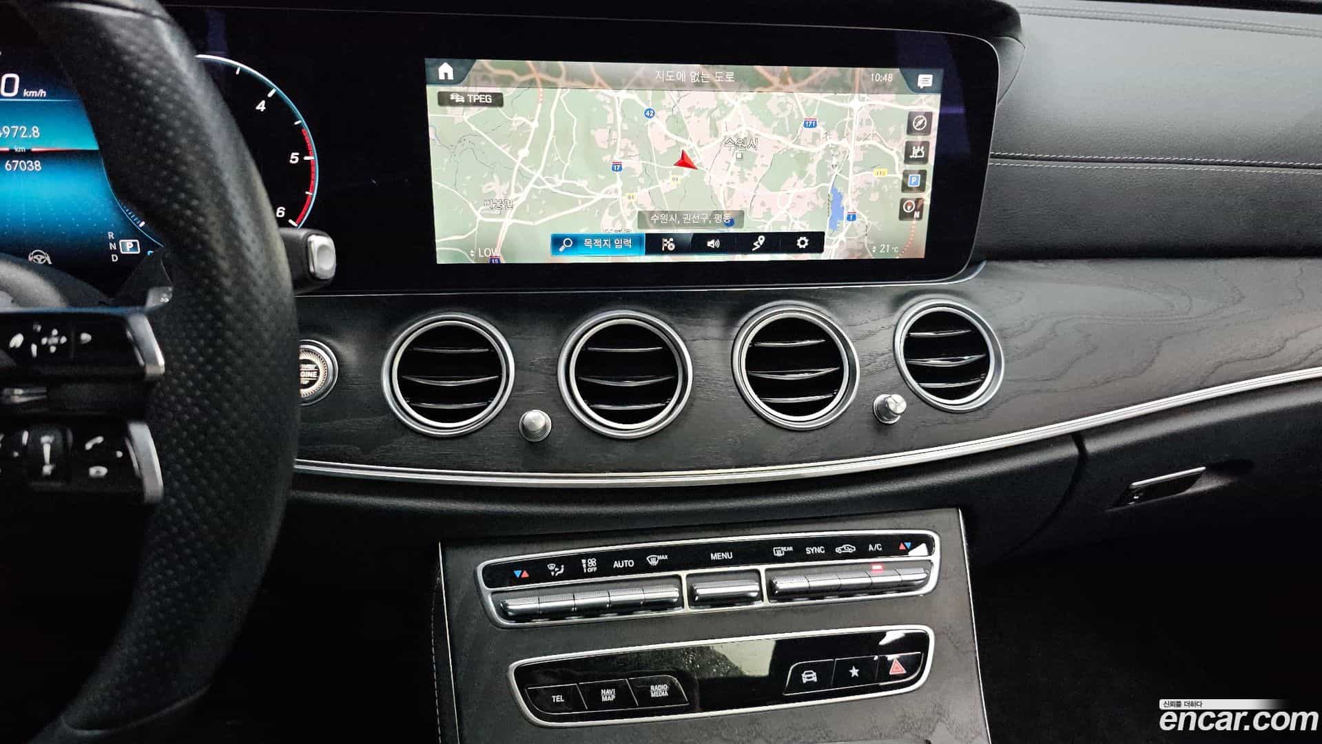 E-Class Mercedes-Benz 2021.7-OPTION-017
