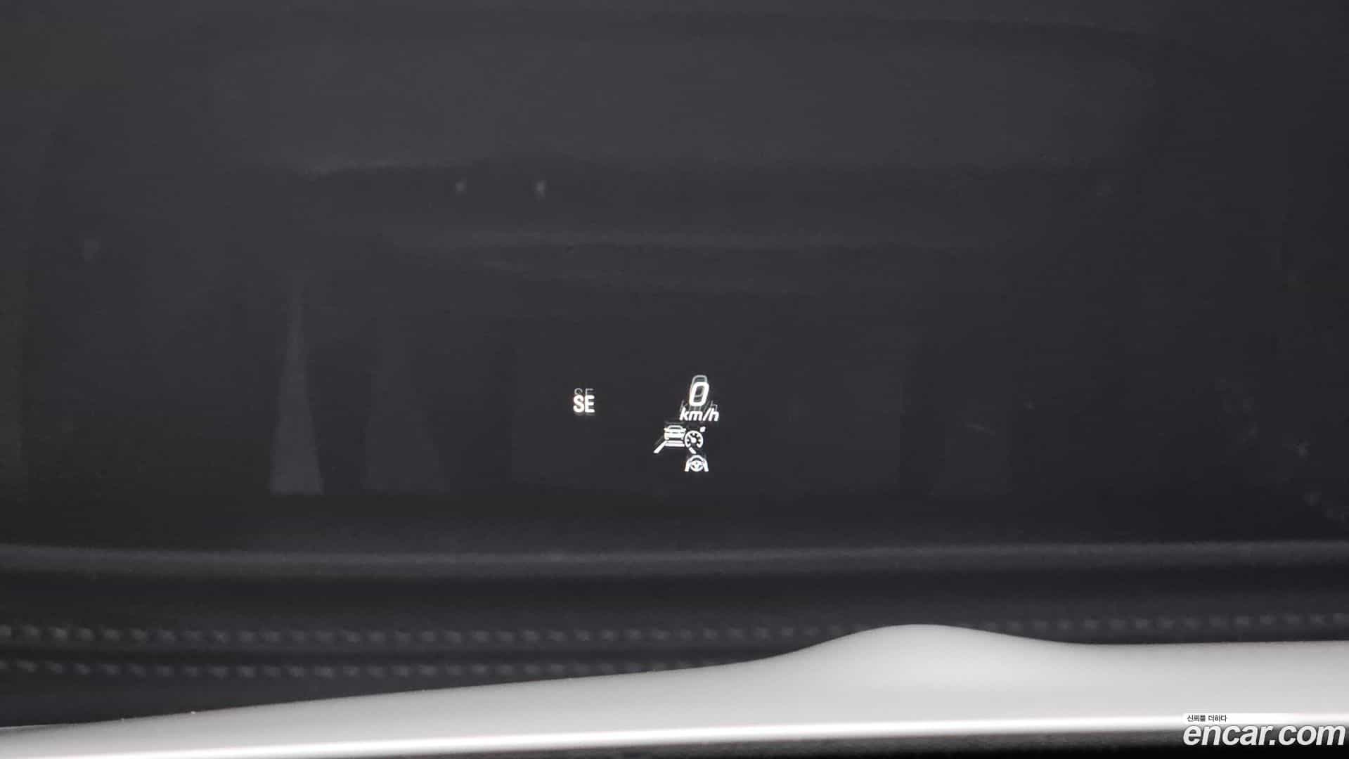E-Class Mercedes-Benz 2021.7-OPTION-019