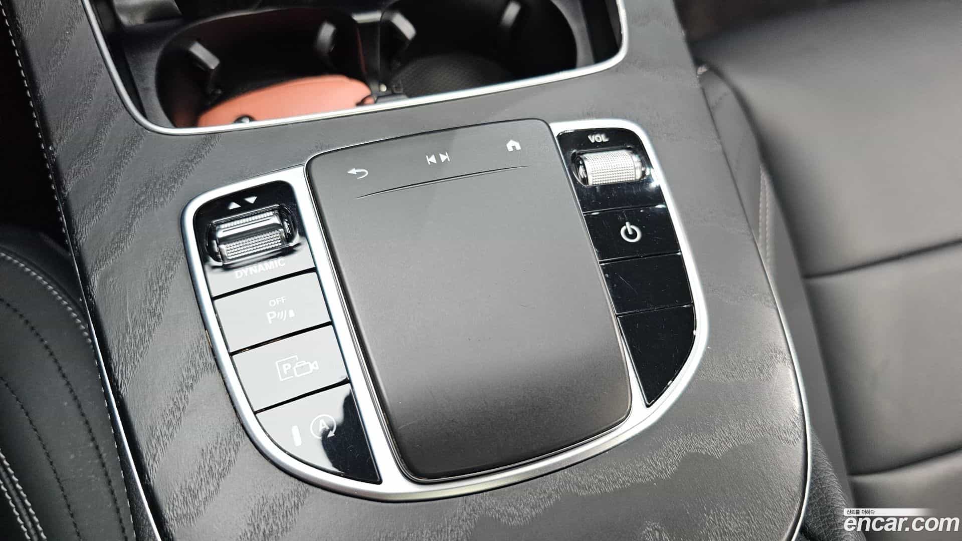 E-Class Mercedes-Benz 2021.7-OPTION-021
