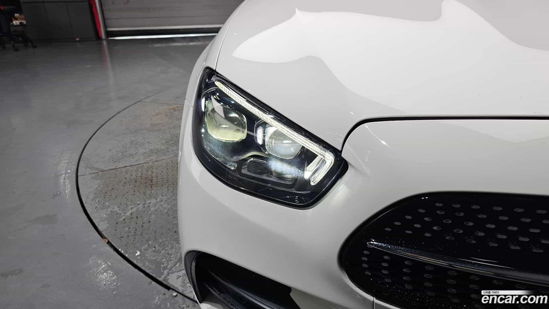 E-Class Mercedes-Benz 2021.7-OUTER-032