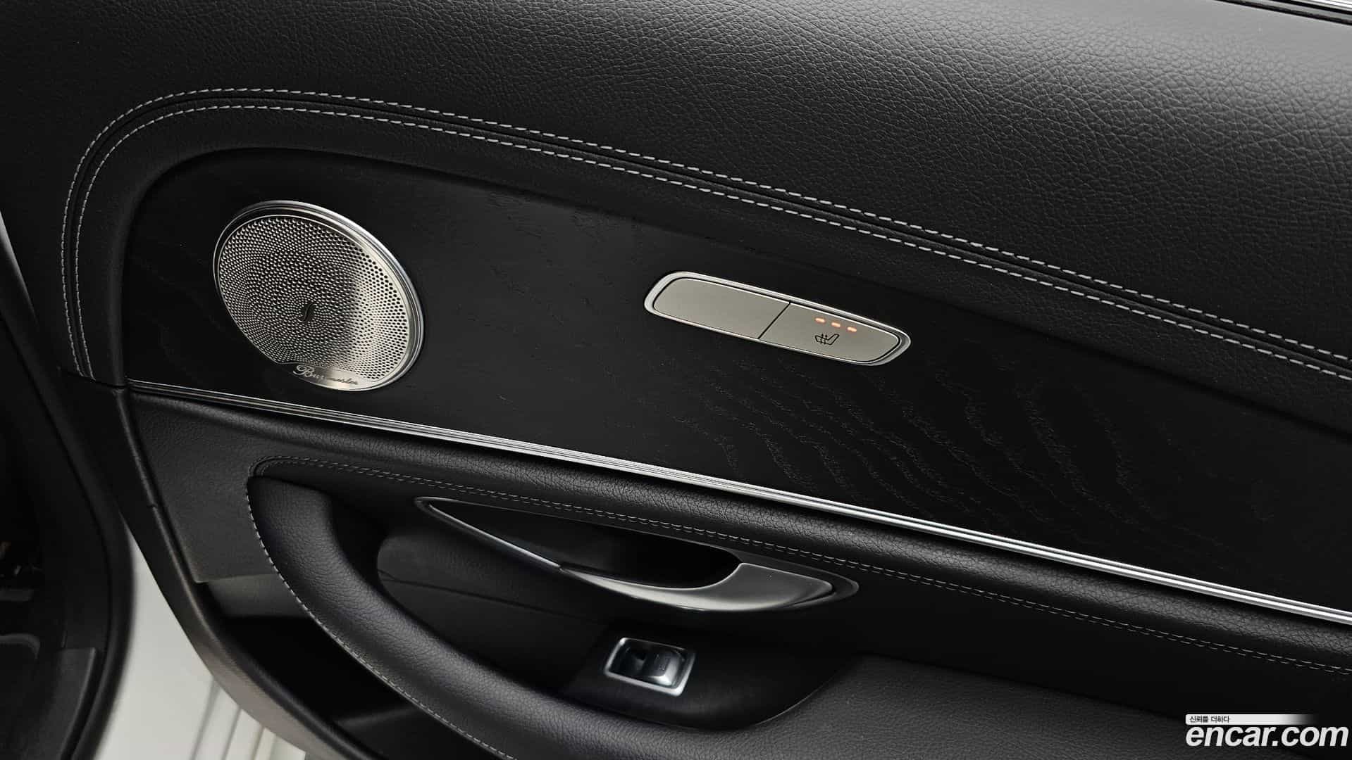 E-Class Mercedes-Benz 2021.7-OPTION-040