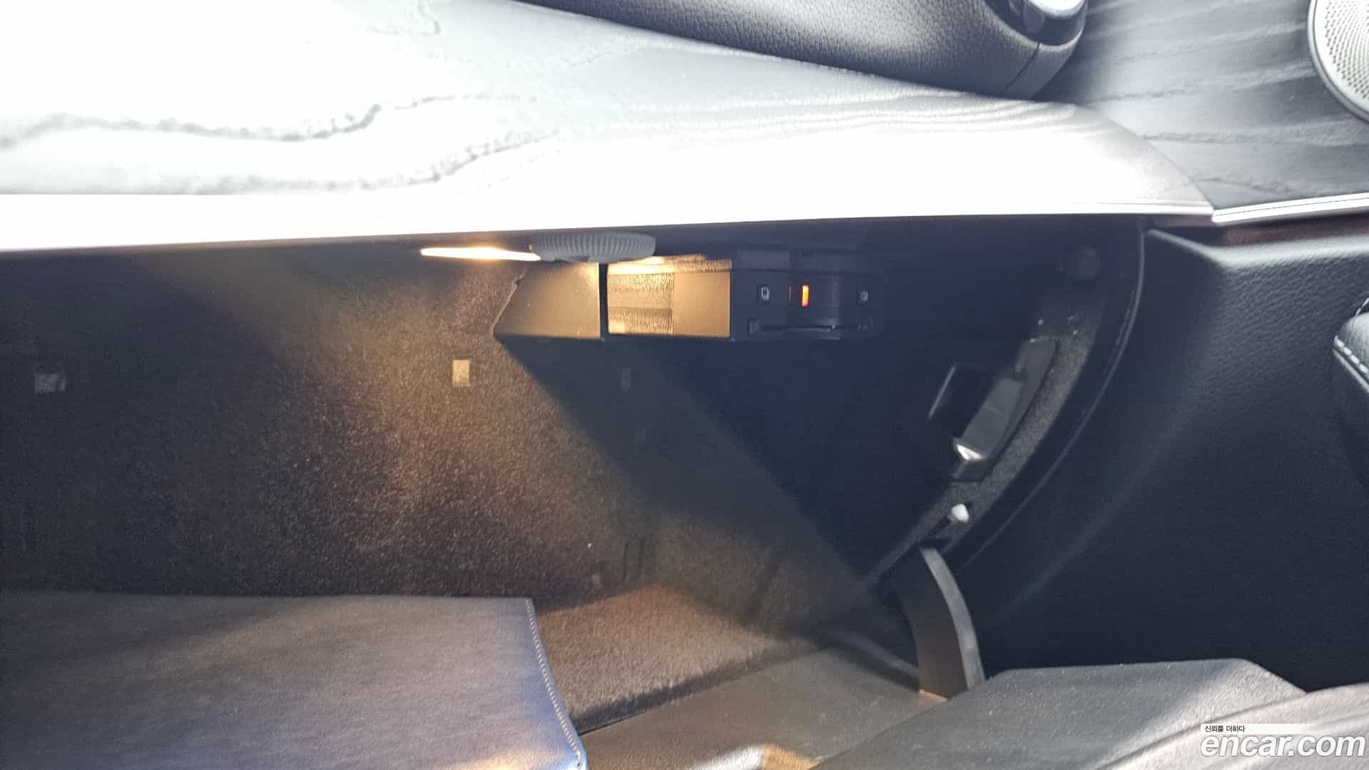 E-Class Mercedes-Benz 2021.7-OPTION-046