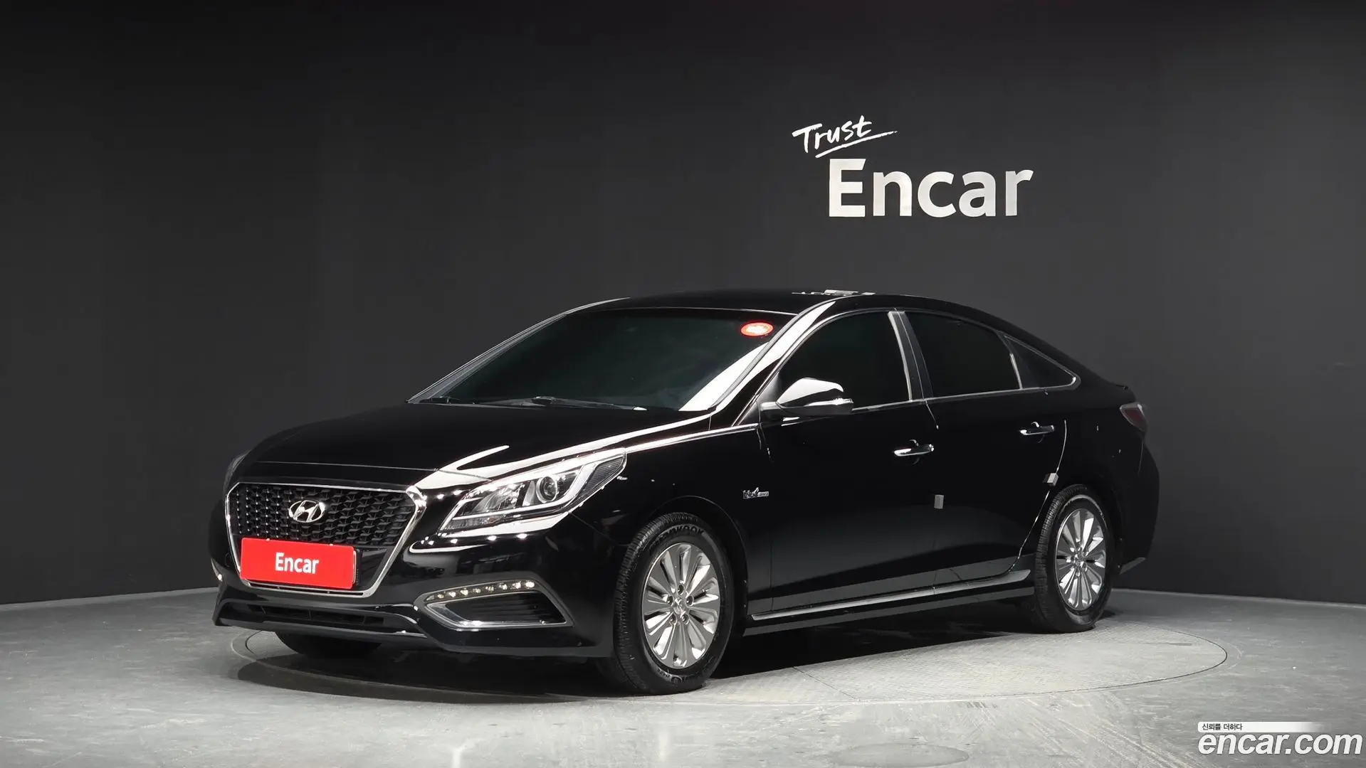 Main__Slider__Photo:Sonata Hyundai 2017.2-0