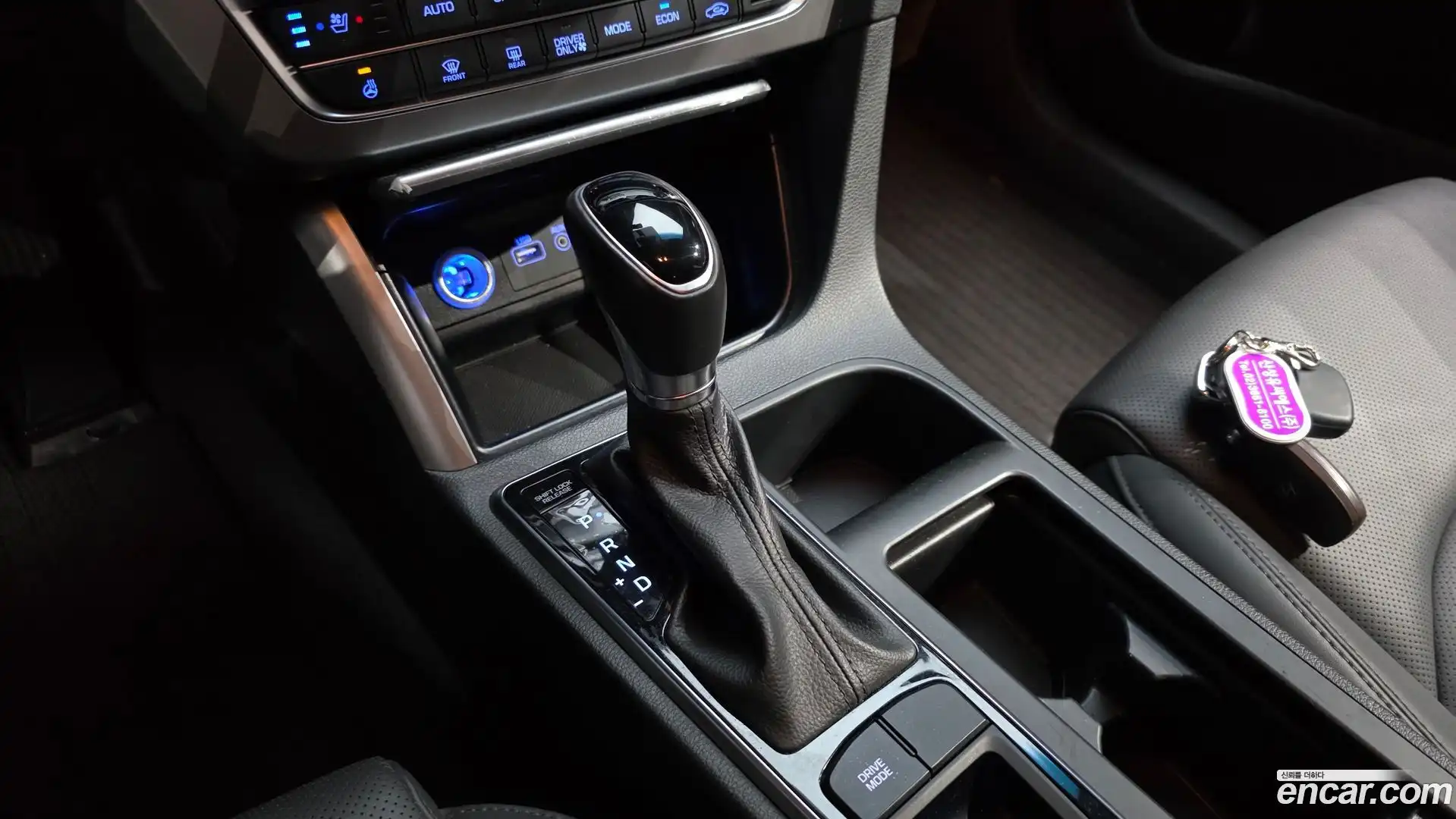 Sonata Hyundai 2017.2-INNER-009