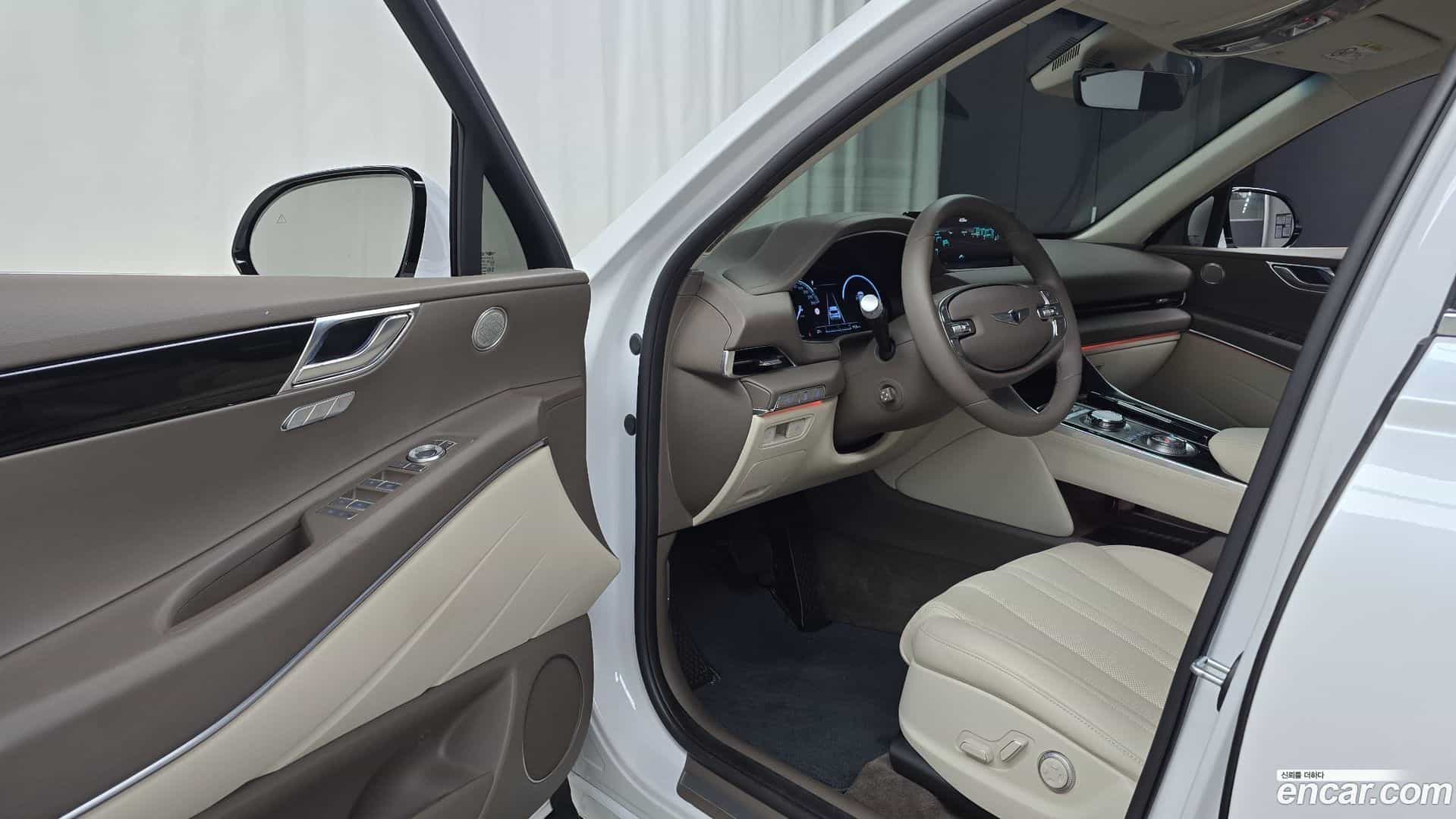 GV80 Genesis 2023.2-INNER-010